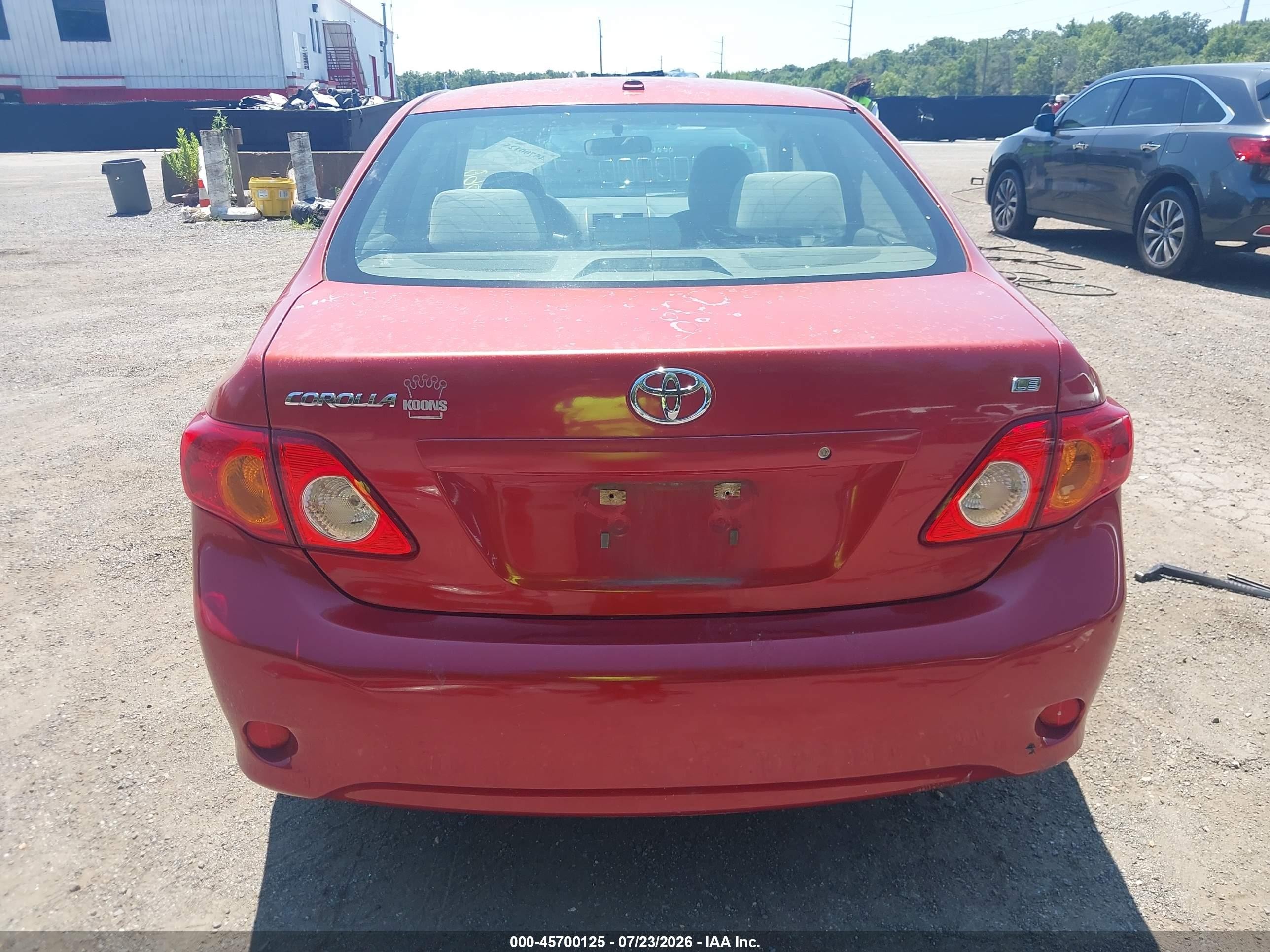 2009 Toyota Corolla Le Red vin: JTDBL40E899032142