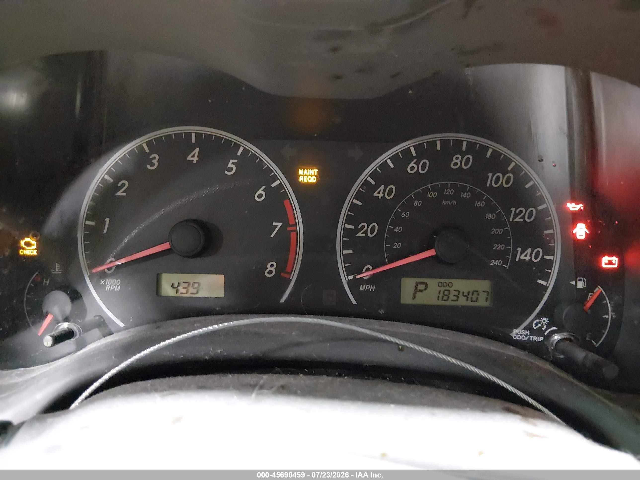 2009 Toyota Corolla Le Red vin: JTDBL40E899047174