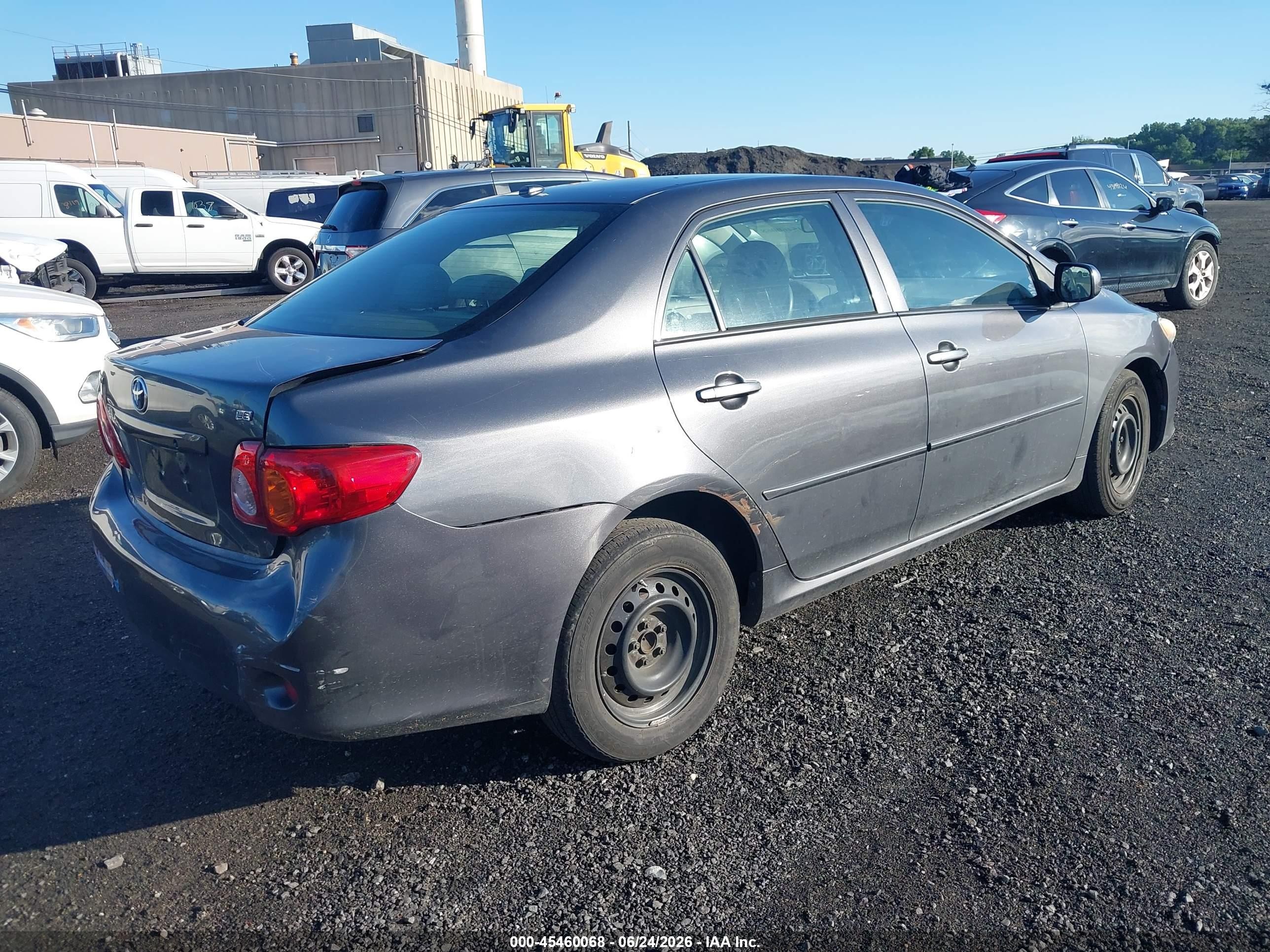2009 Toyota Corolla Le Gray vin: JTDBL40E899050754