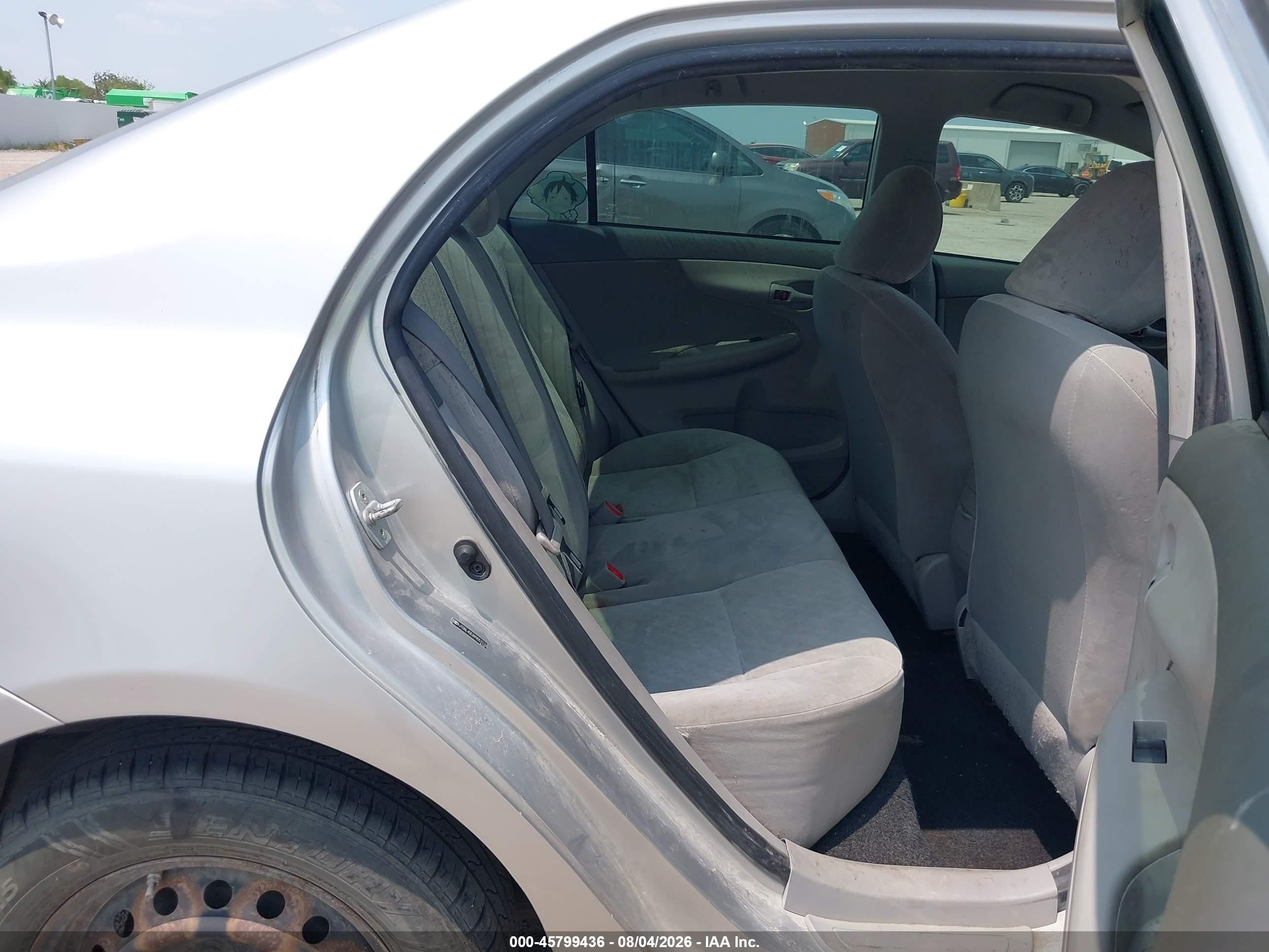 2009 Toyota Corolla Le Серебряный vin: JTDBL40E899057123