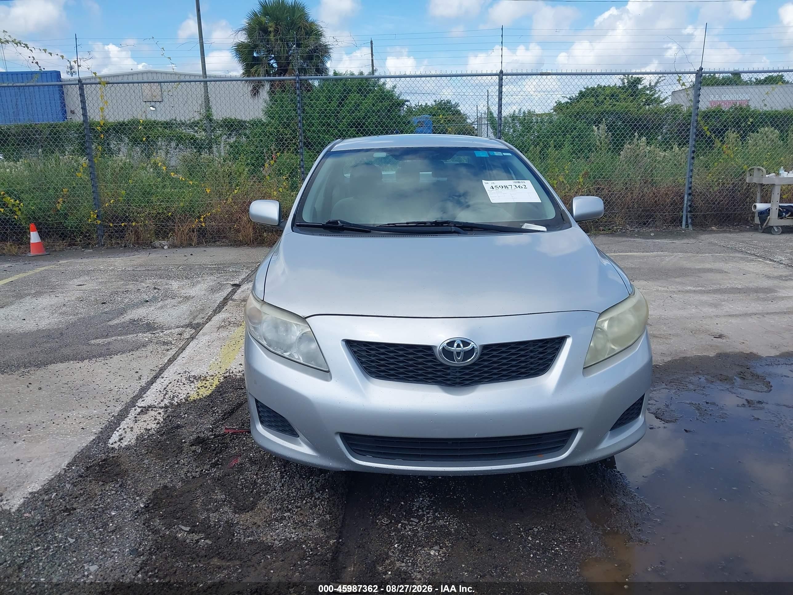 2009 Toyota Corolla Le Silver vin: JTDBL40E899067960