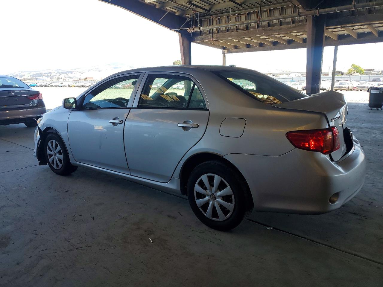 2009 Toyota Corolla Le Silver vin: JTDBL40E899081776