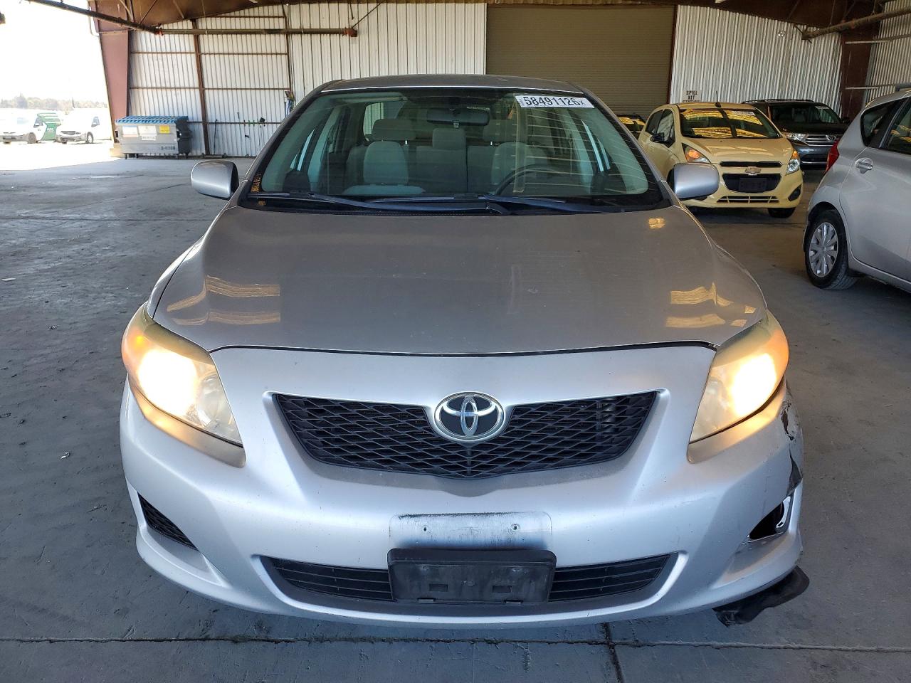 2009 Toyota Corolla Le Silver vin: JTDBL40E899081776