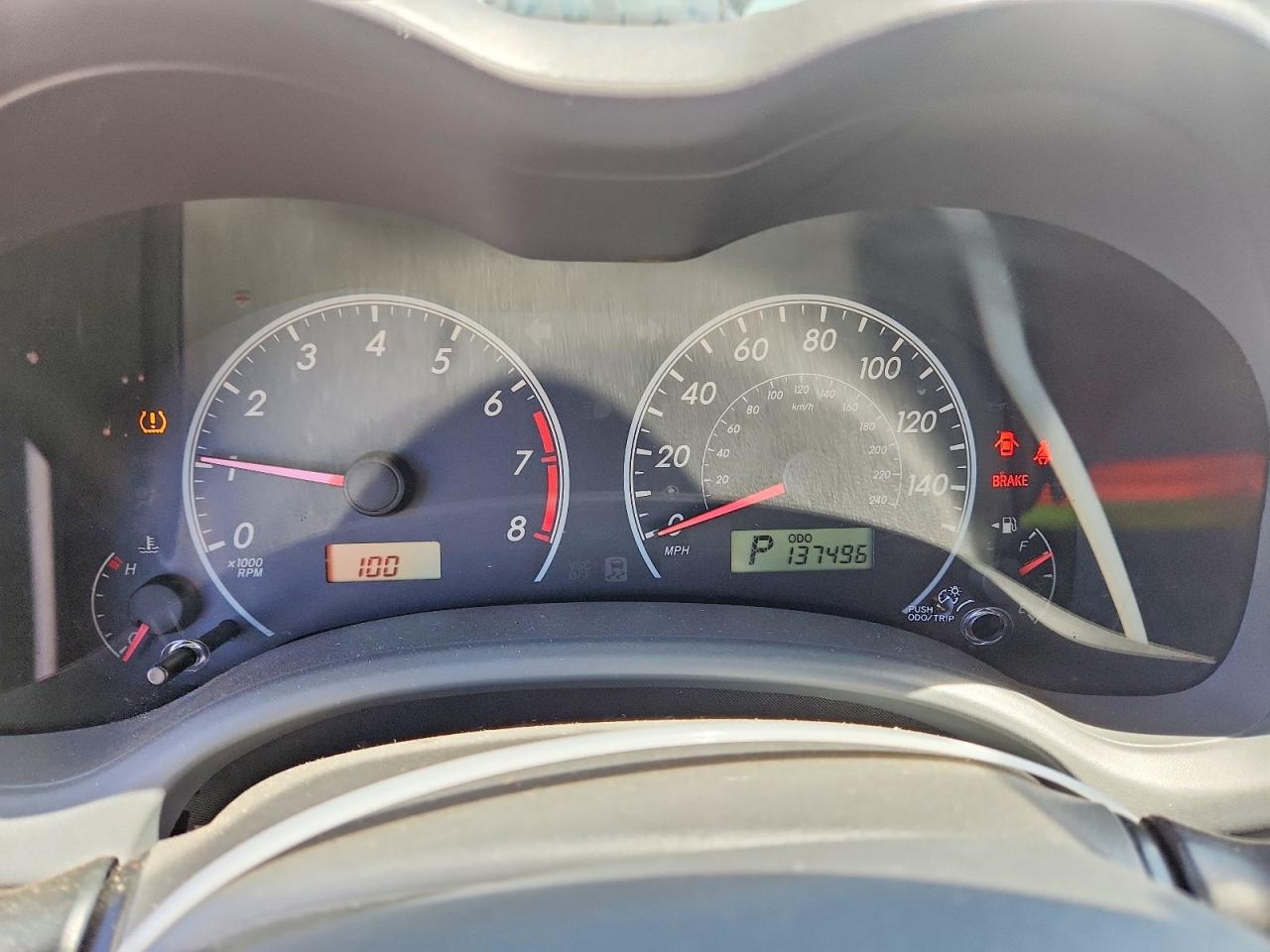 2009 Toyota Corolla Le Green vin: JTDBL40E899085469