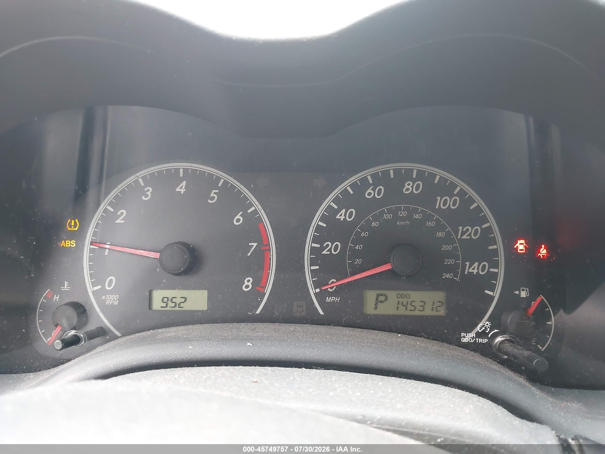 2009 Toyota Corolla   Silver vin: JTDBL40E899088968