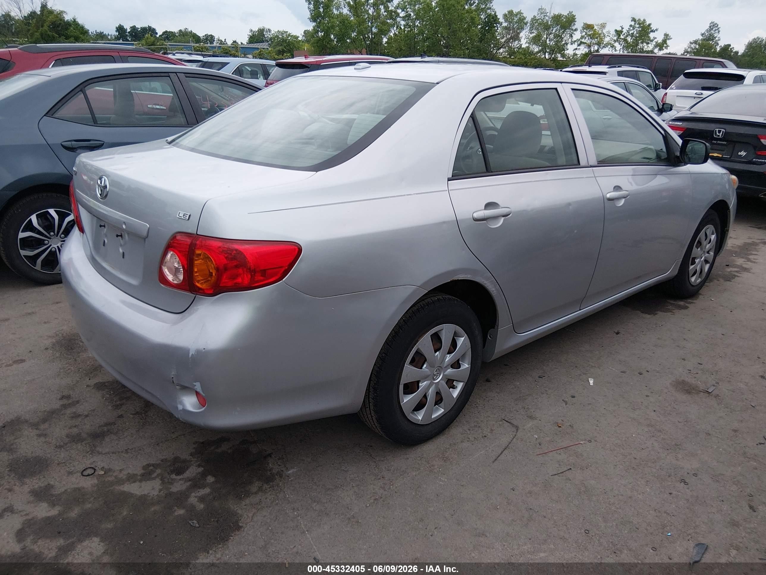 2009 Toyota Corolla Le Silver vin: JTDBL40E89J027098