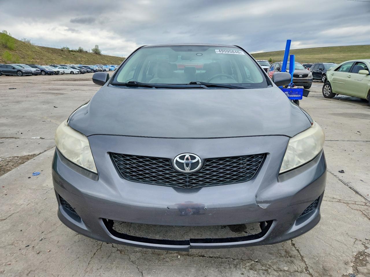 2009 Toyota Corolla Le Gray vin: JTDBL40E89J042782
