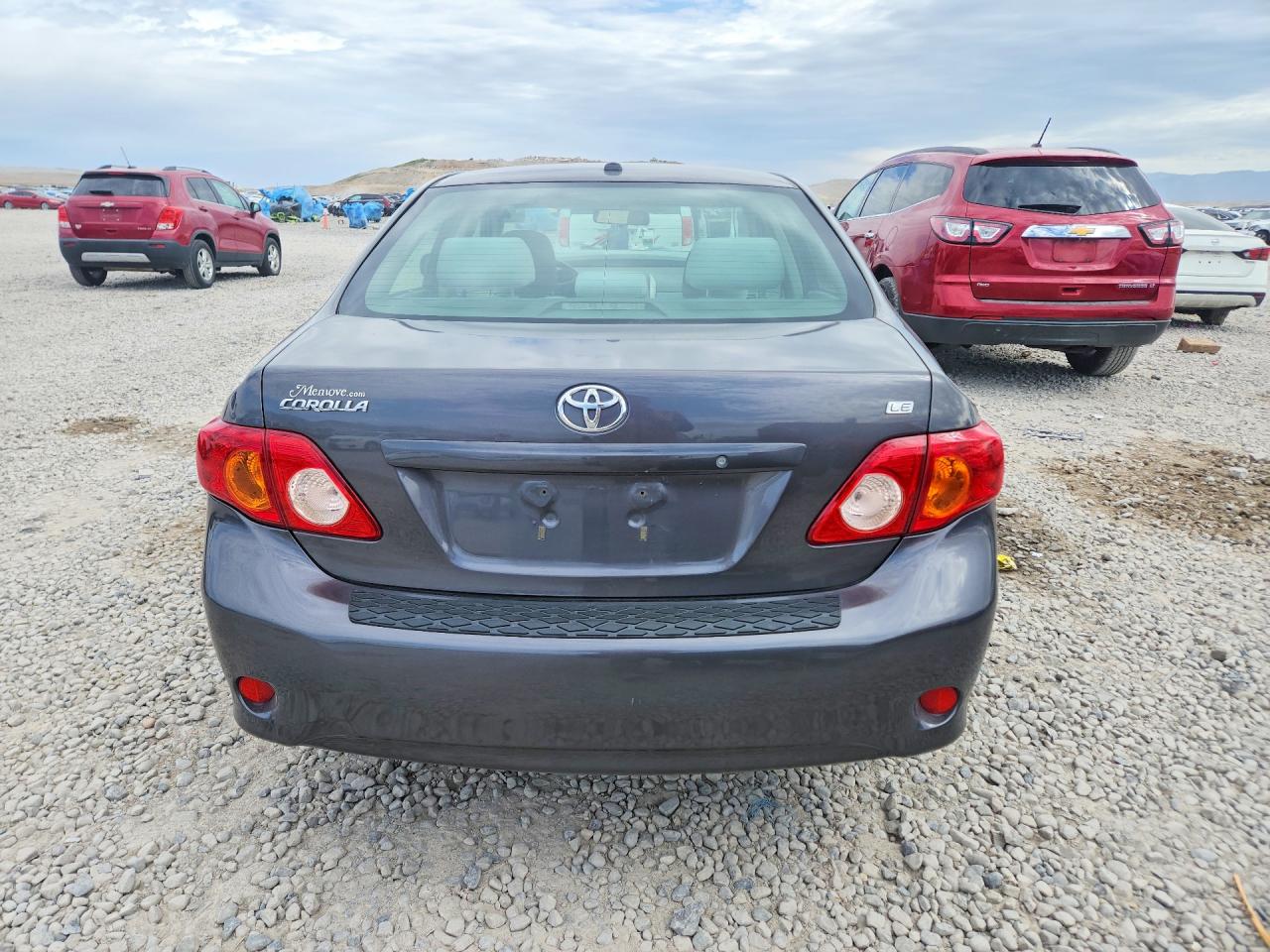 2009 Toyota Corolla Le Gray vin: JTDBL40E89J048534