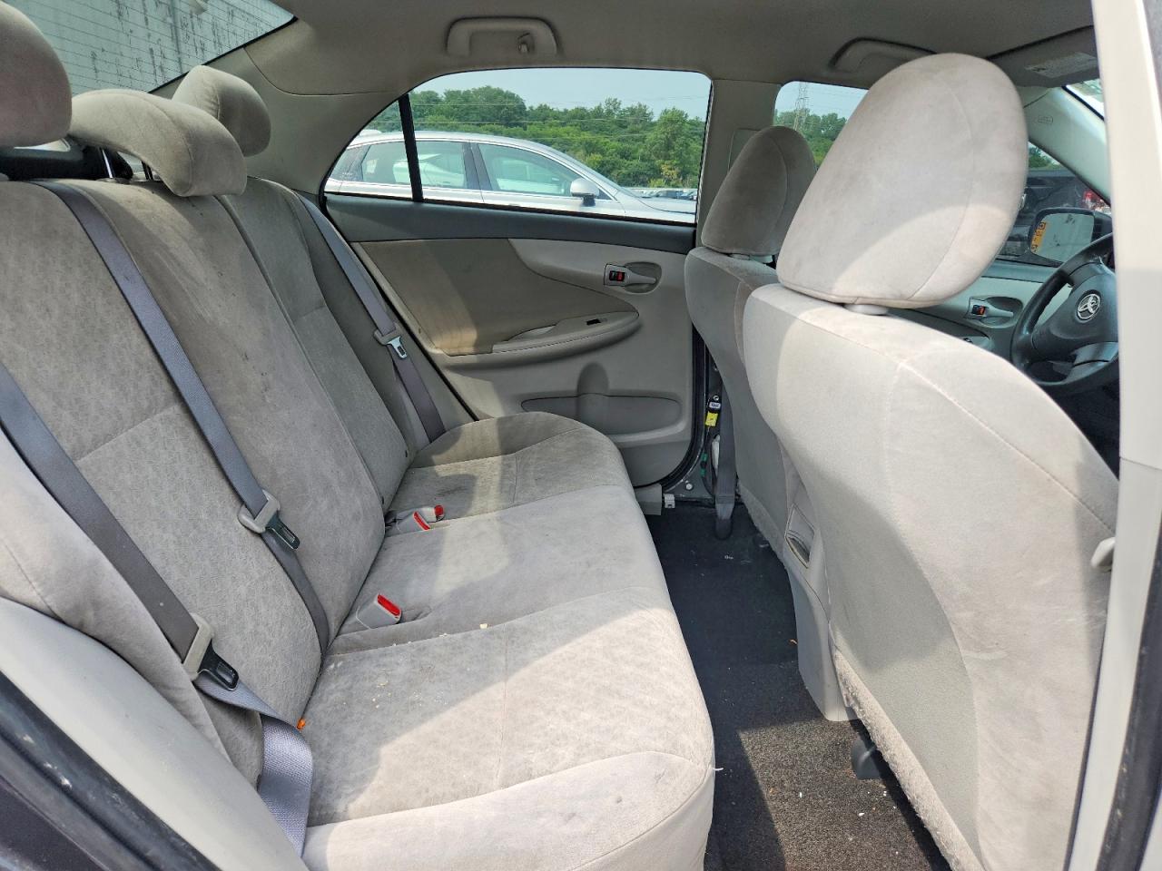 2009 Toyota Corolla Le Серый vin: JTDBL40E89J048923