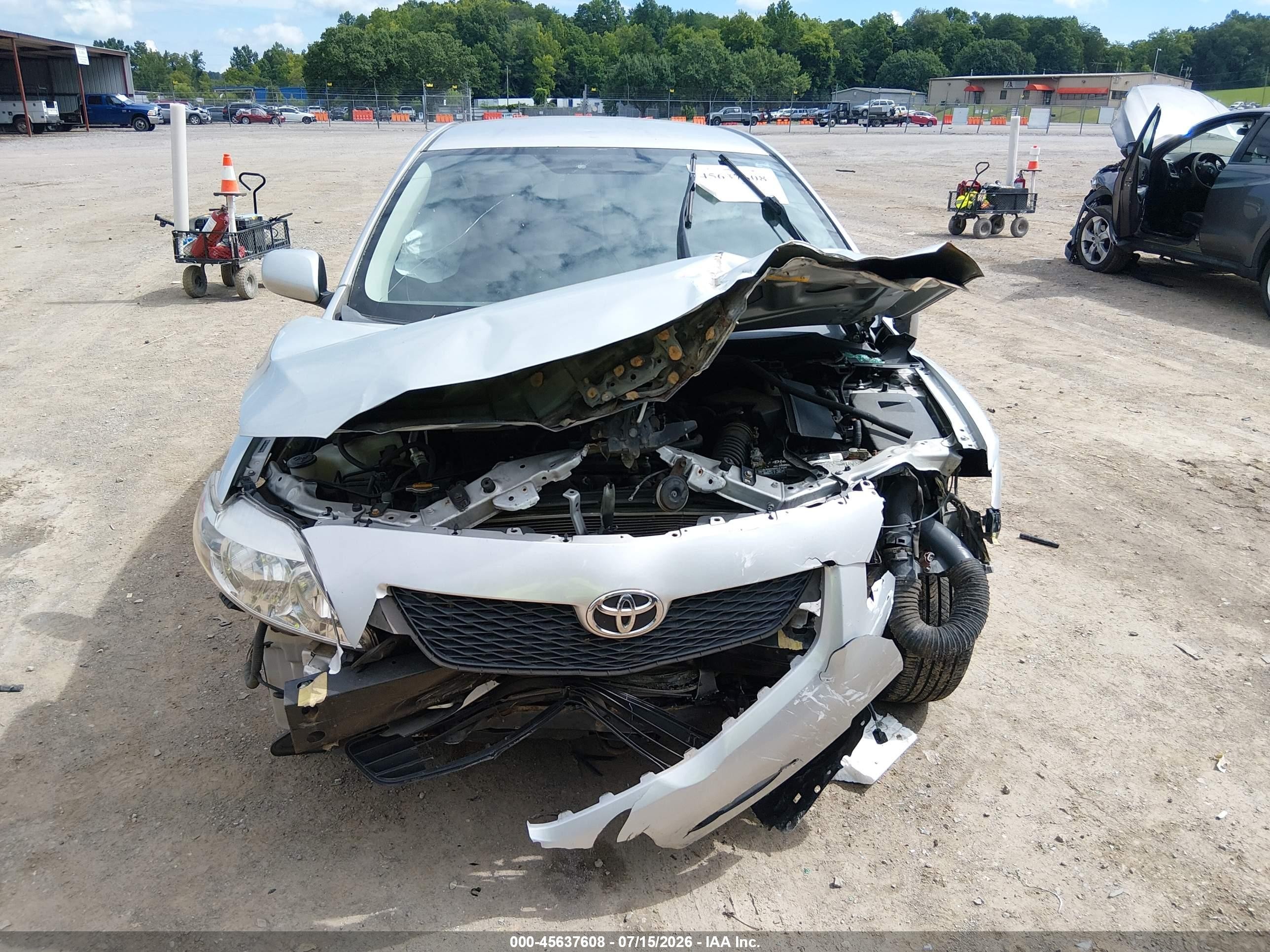 2009 Toyota Corolla Le Silver vin: JTDBL40E999060872