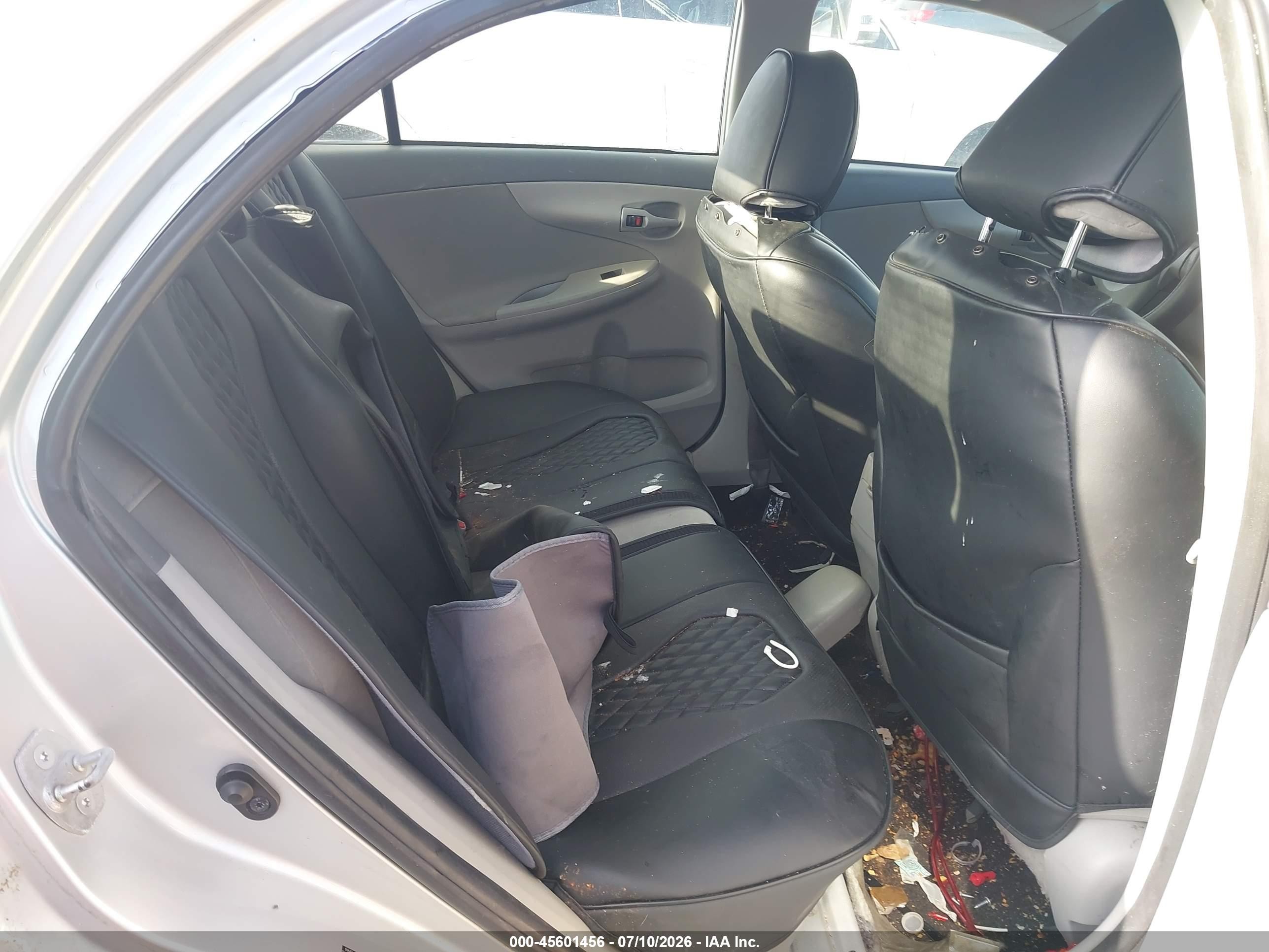2009 Toyota Corolla Le Silver vin: JTDBL40E99J026378