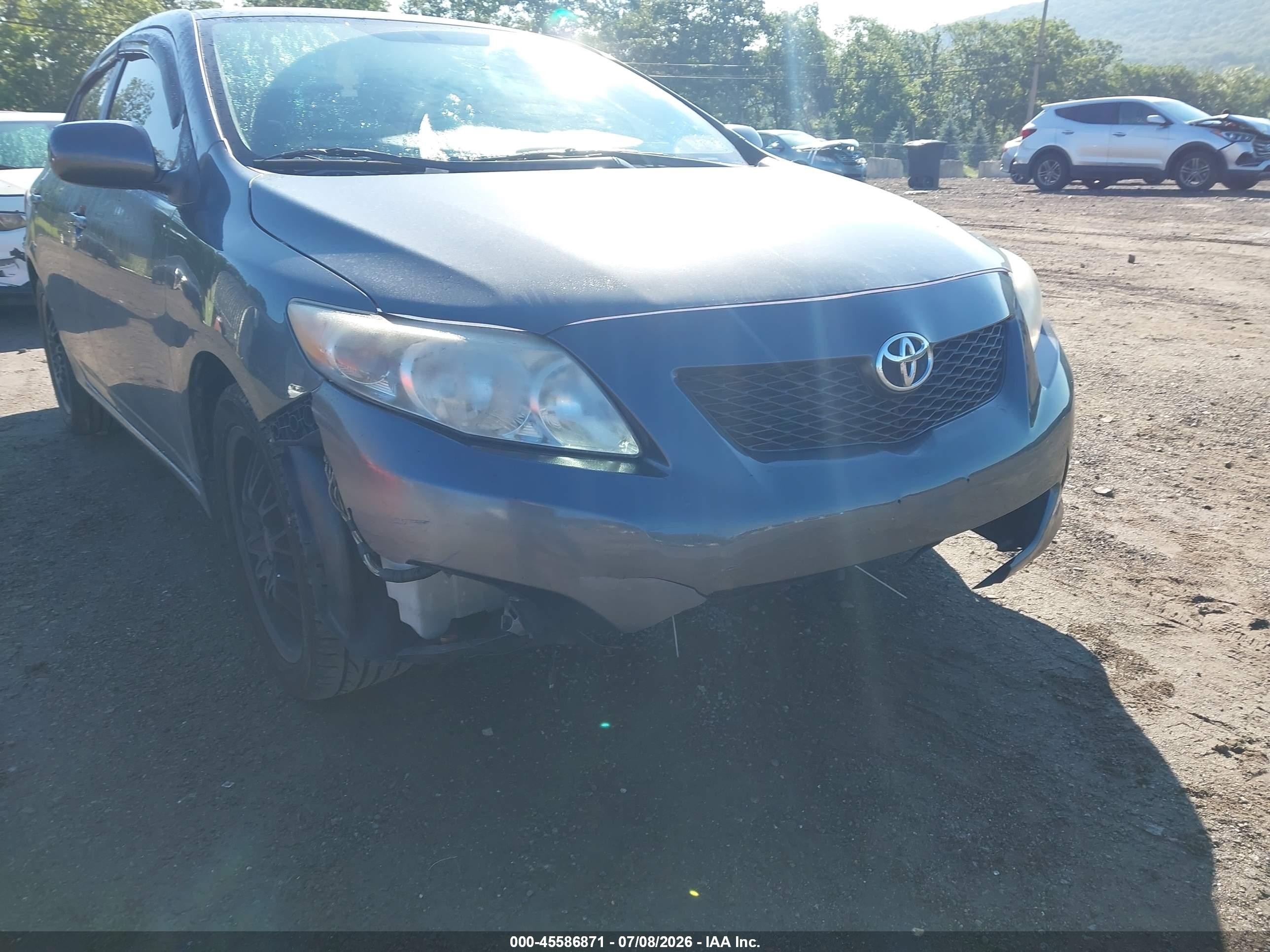 2009 Toyota Corolla Le Gray vin: JTDBL40E99J034349