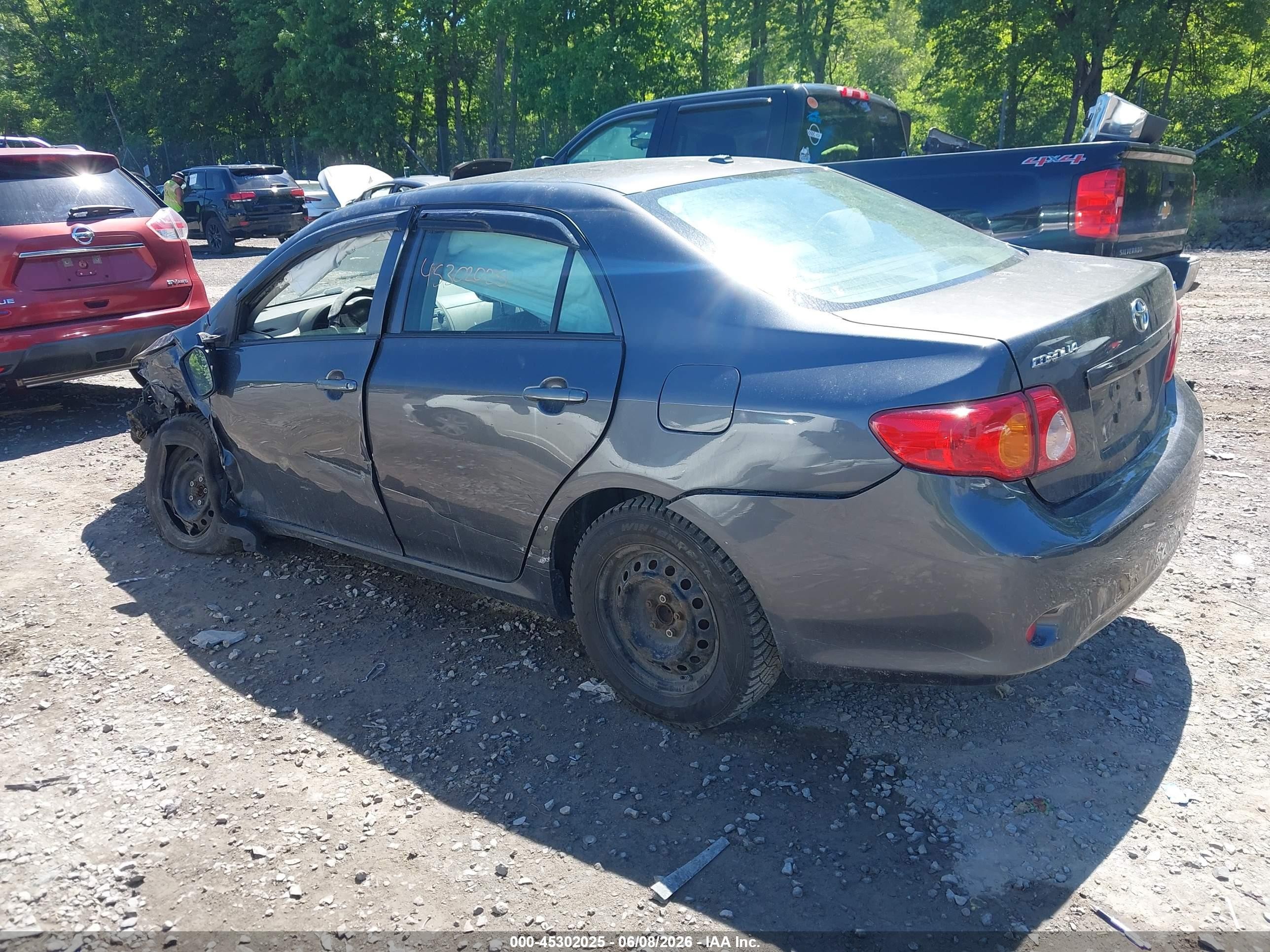 2009 Toyota Corolla Le Gray vin: JTDBL40E99J047182