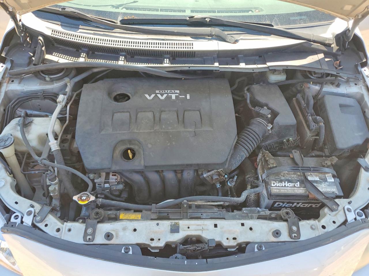 2009 Toyota Corolla Le Silver vin: JTDBL40EX99021529