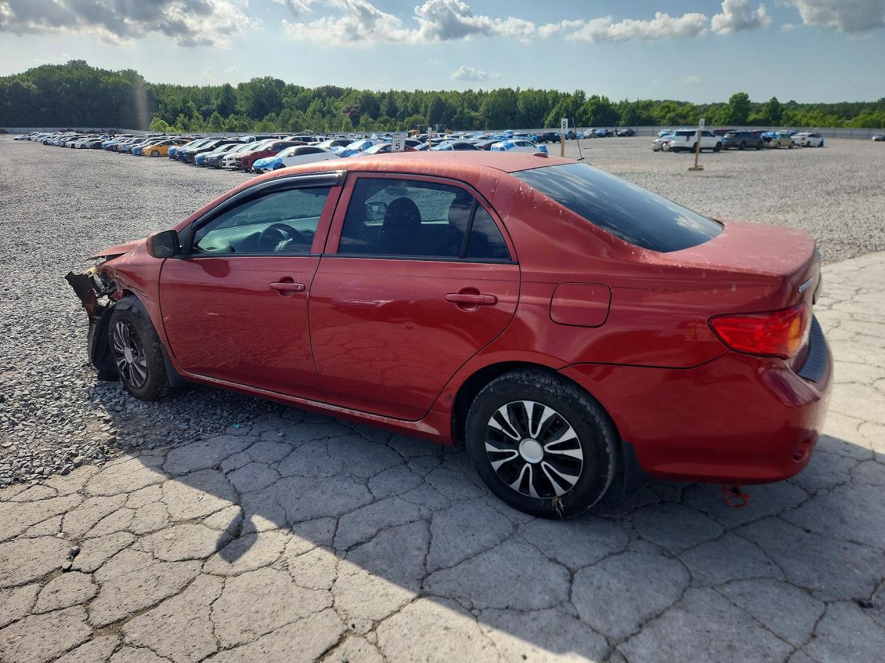 2009 Toyota Corolla Le Red vin: JTDBL40EX99029145