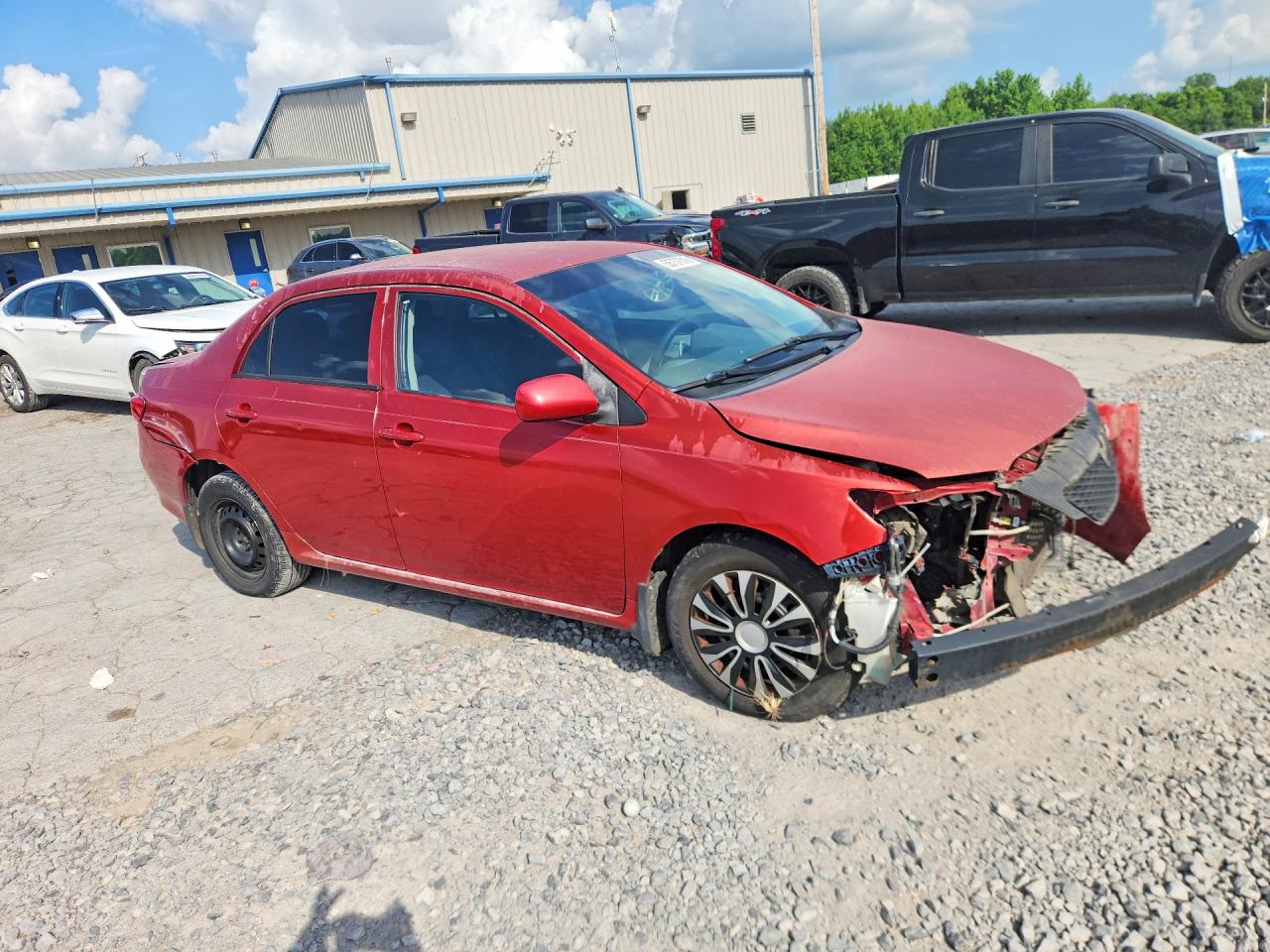2009 Toyota Corolla Le Red vin: JTDBL40EX99029145