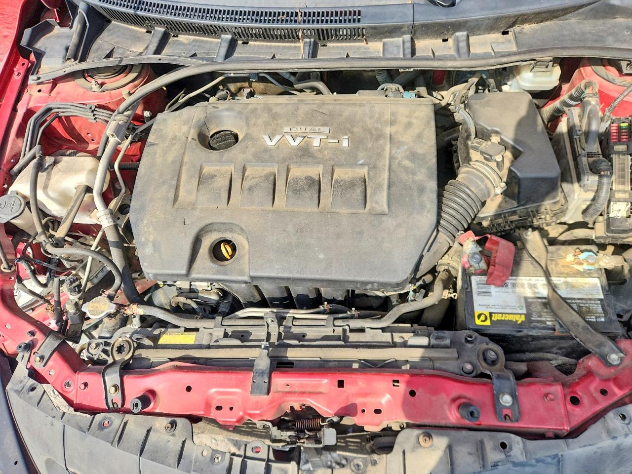 2009 Toyota Corolla Le Red vin: JTDBL40EX99029145