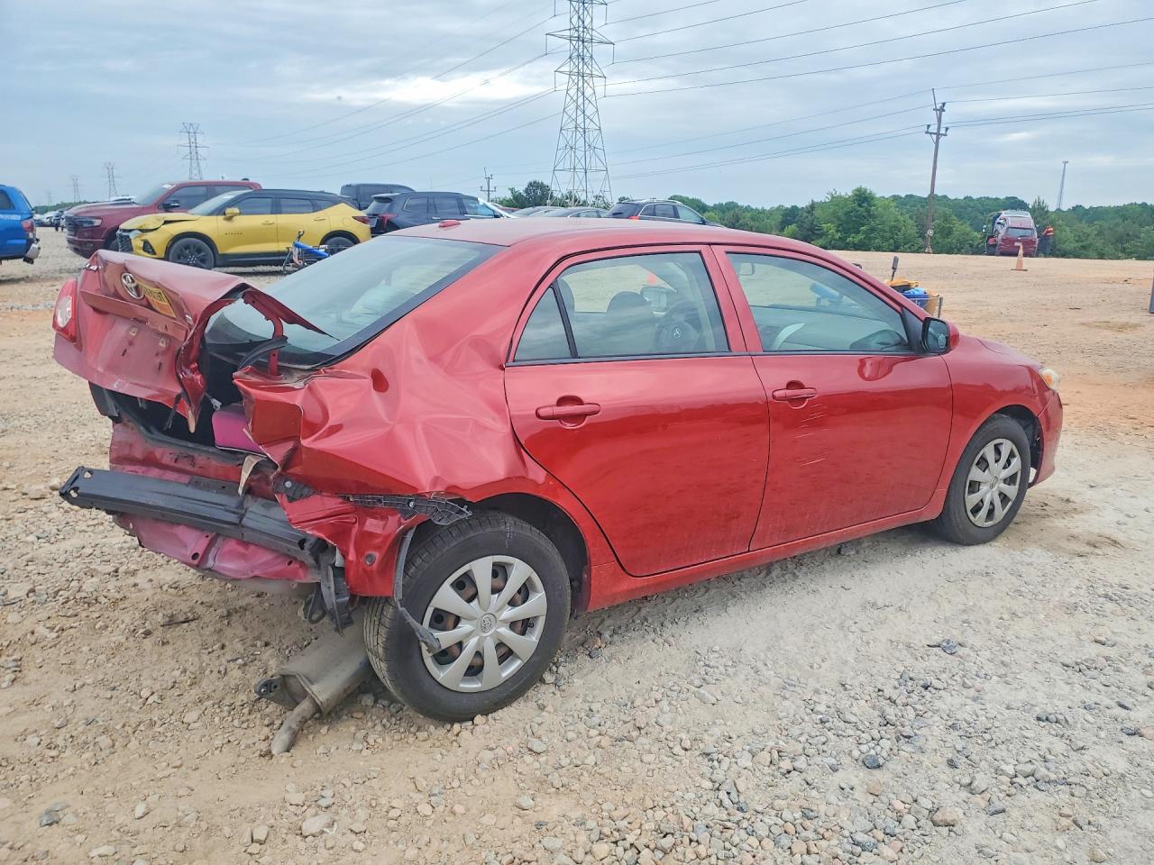 2009 Toyota Corolla Le Red vin: JTDBL40EX99031347