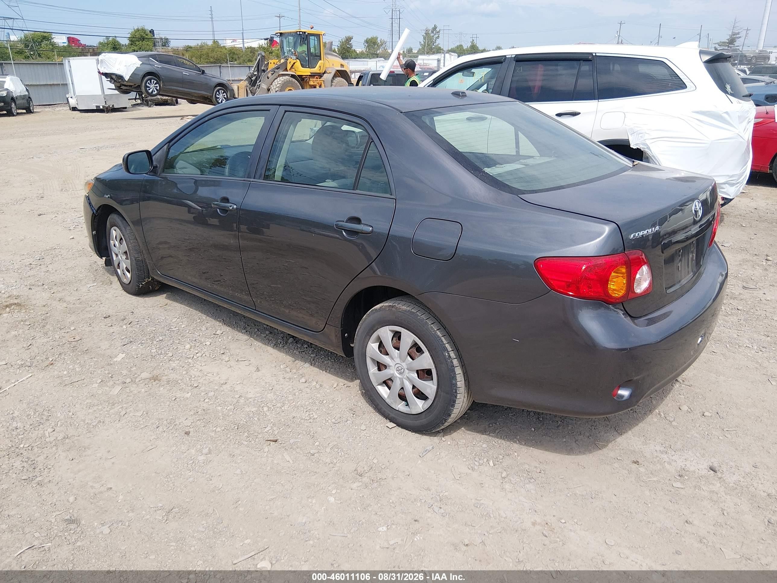 2009 Toyota Corolla Le Gray vin: JTDBL40EX99042851