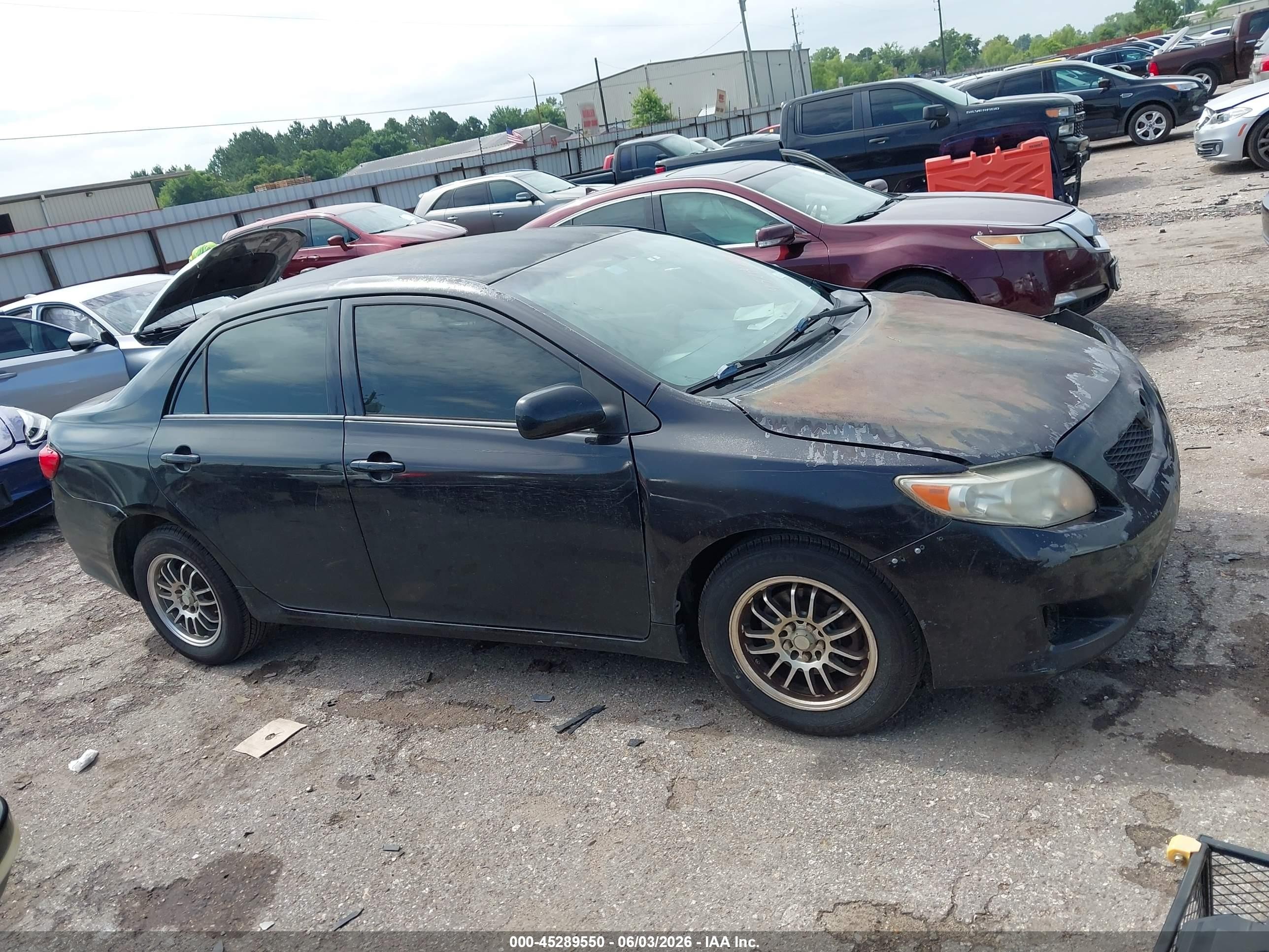 2009 Toyota Corolla Le Black vin: JTDBL40EX99048360