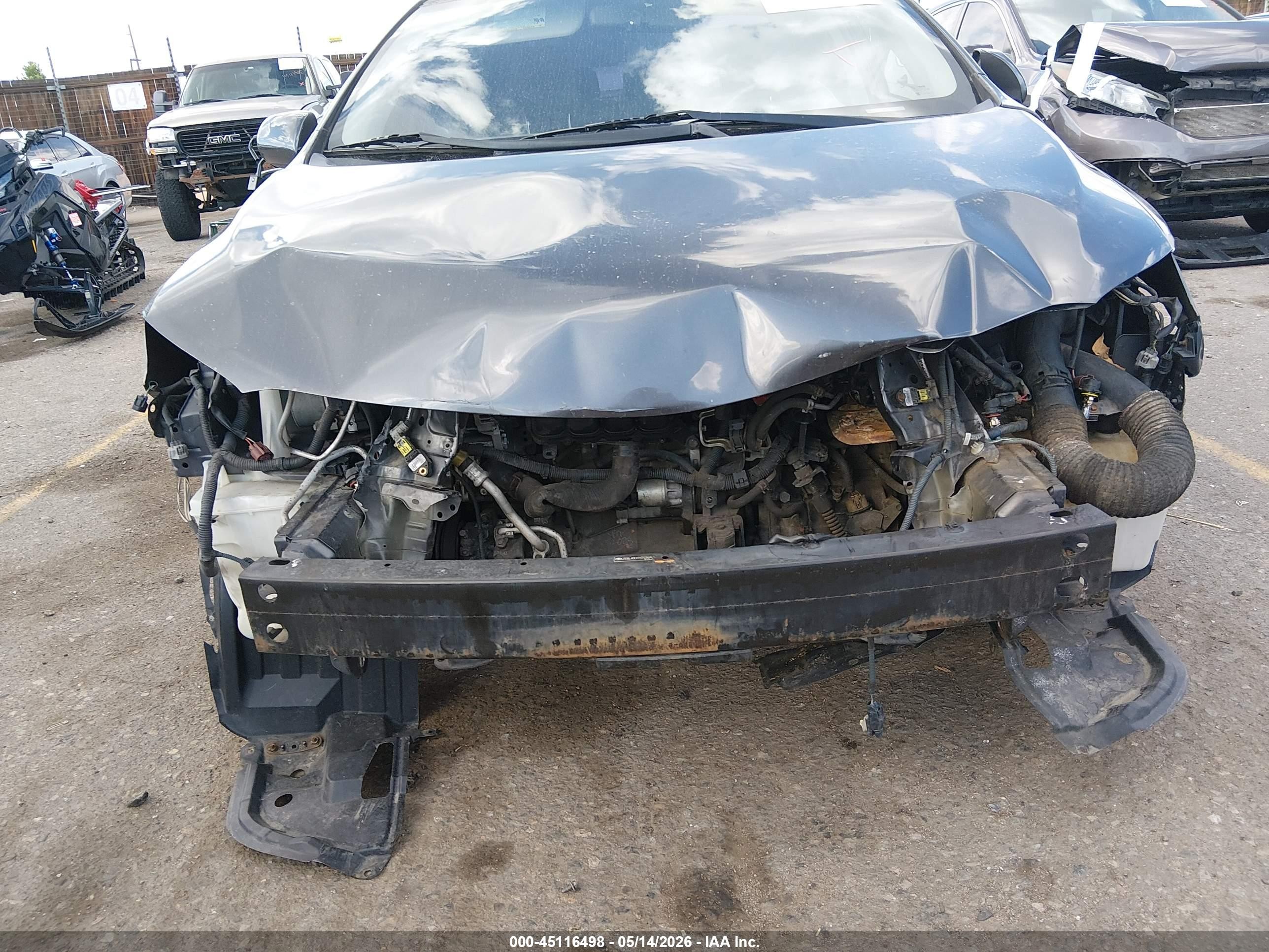 2009 Toyota Corolla Le Silver vin: JTDBL40EX99052604
