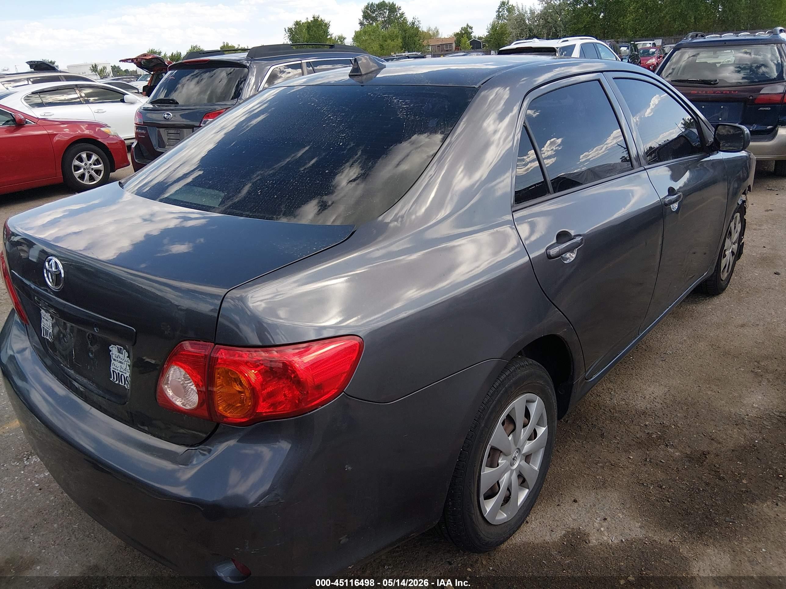 2009 Toyota Corolla Le Silver vin: JTDBL40EX99052604