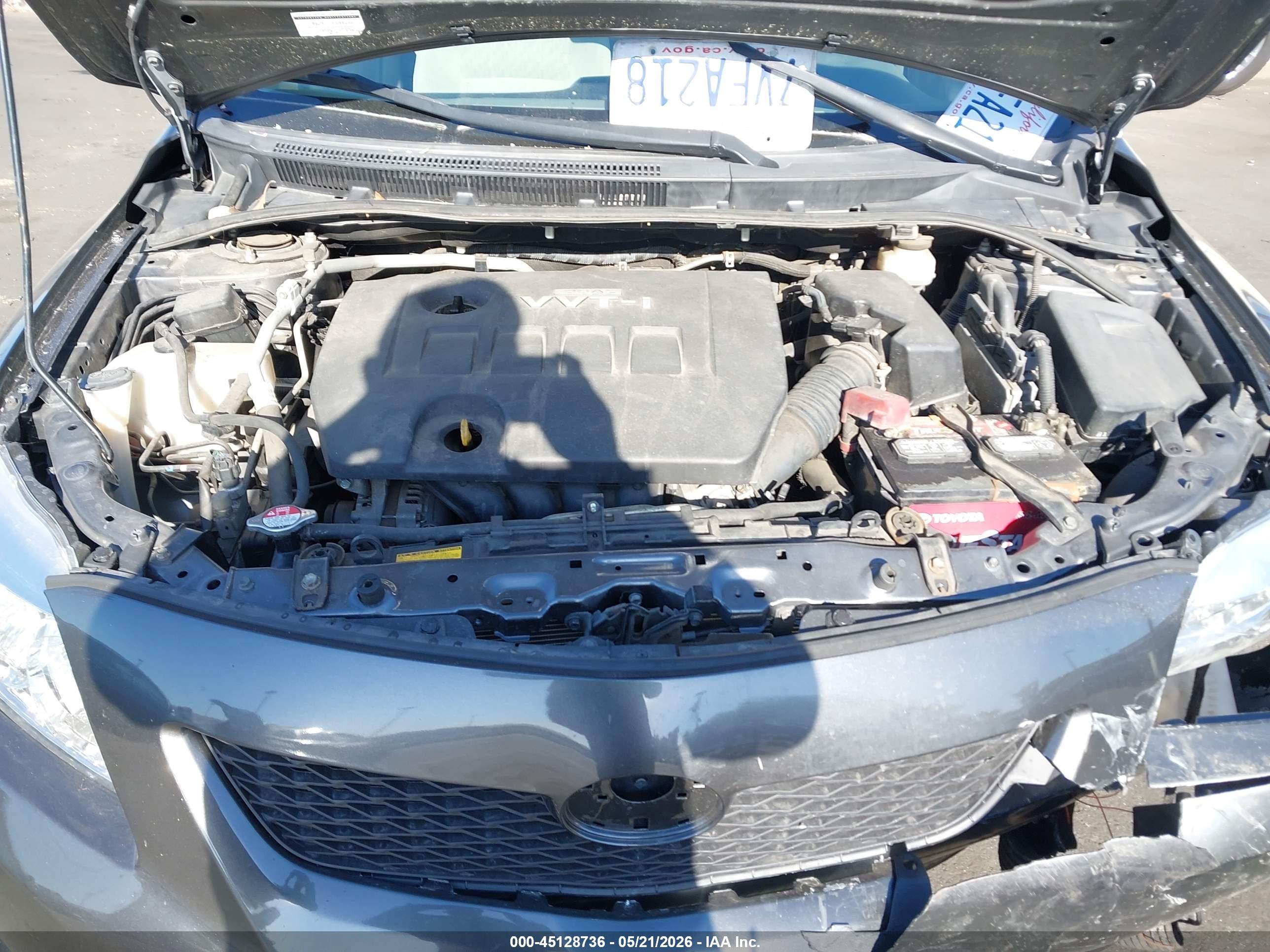 2009 Toyota Corolla Le Gray vin: JTDBL40EX99060878