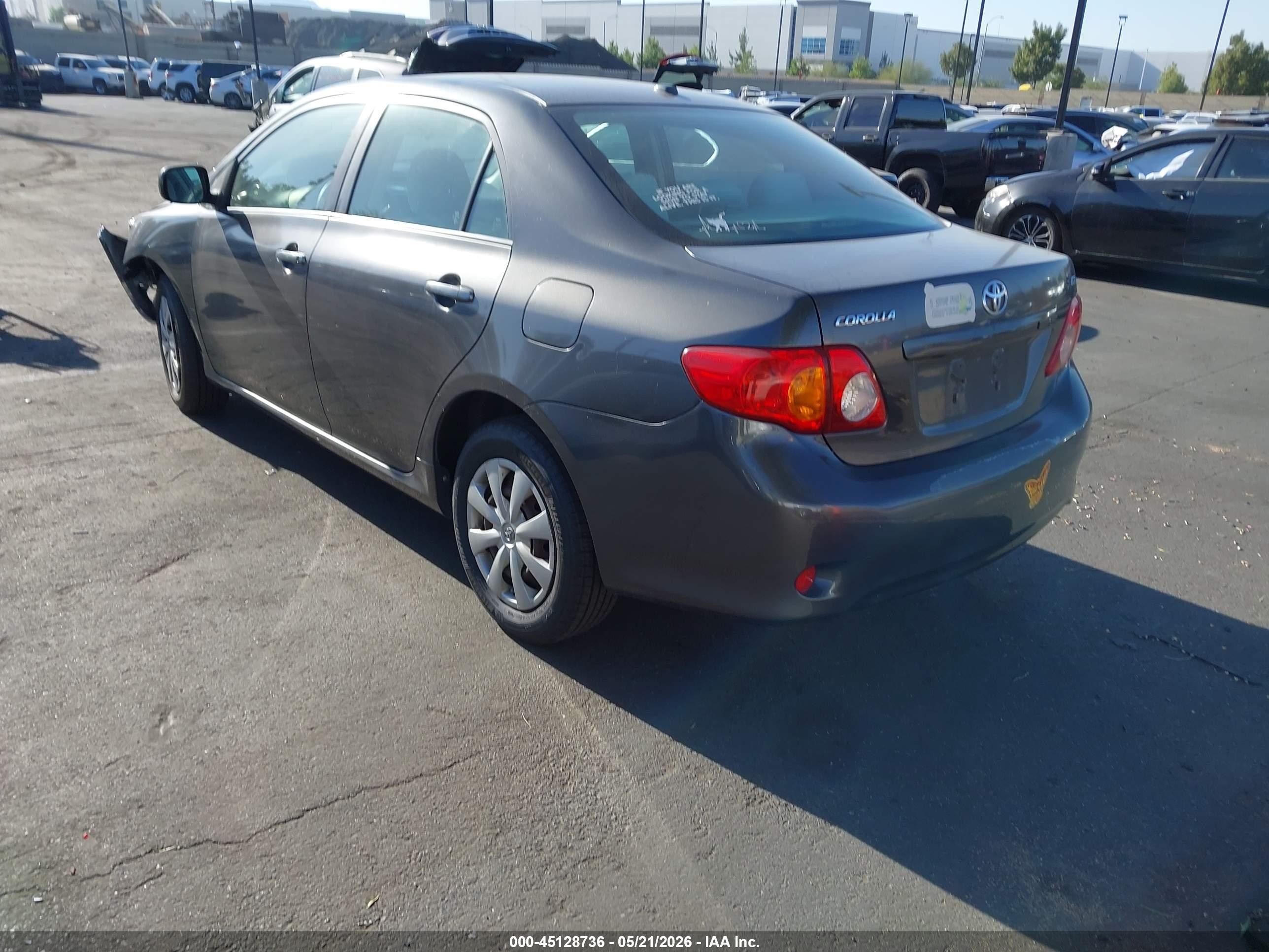 2009 Toyota Corolla Le Gray vin: JTDBL40EX99060878