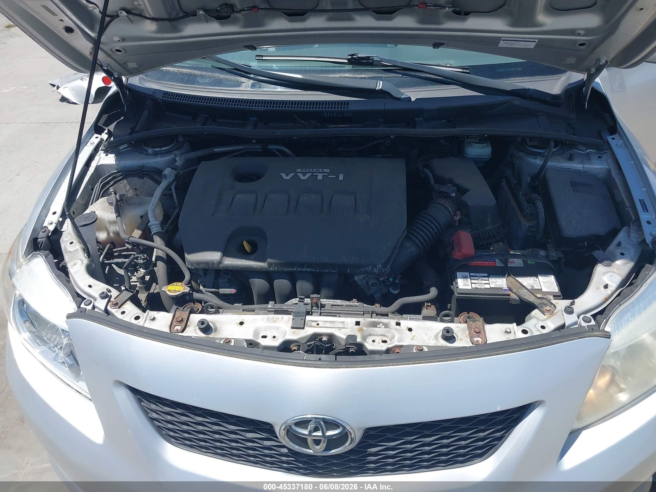 2009 Toyota Corolla Le Серебряный vin: JTDBL40EX99085148