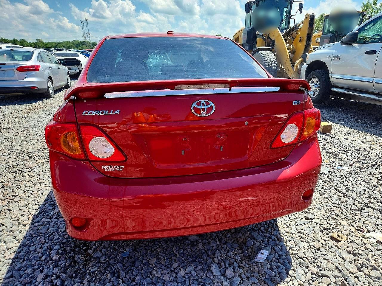 2009 Toyota Corolla Le Red vin: JTDBL40EX99093878