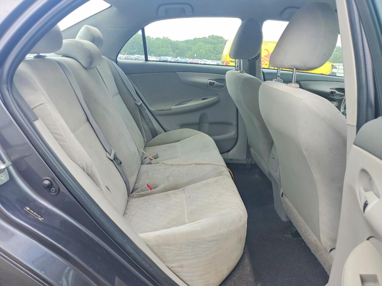 2009 Toyota Corolla Le Silver vin: JTDBL40EX9J001148