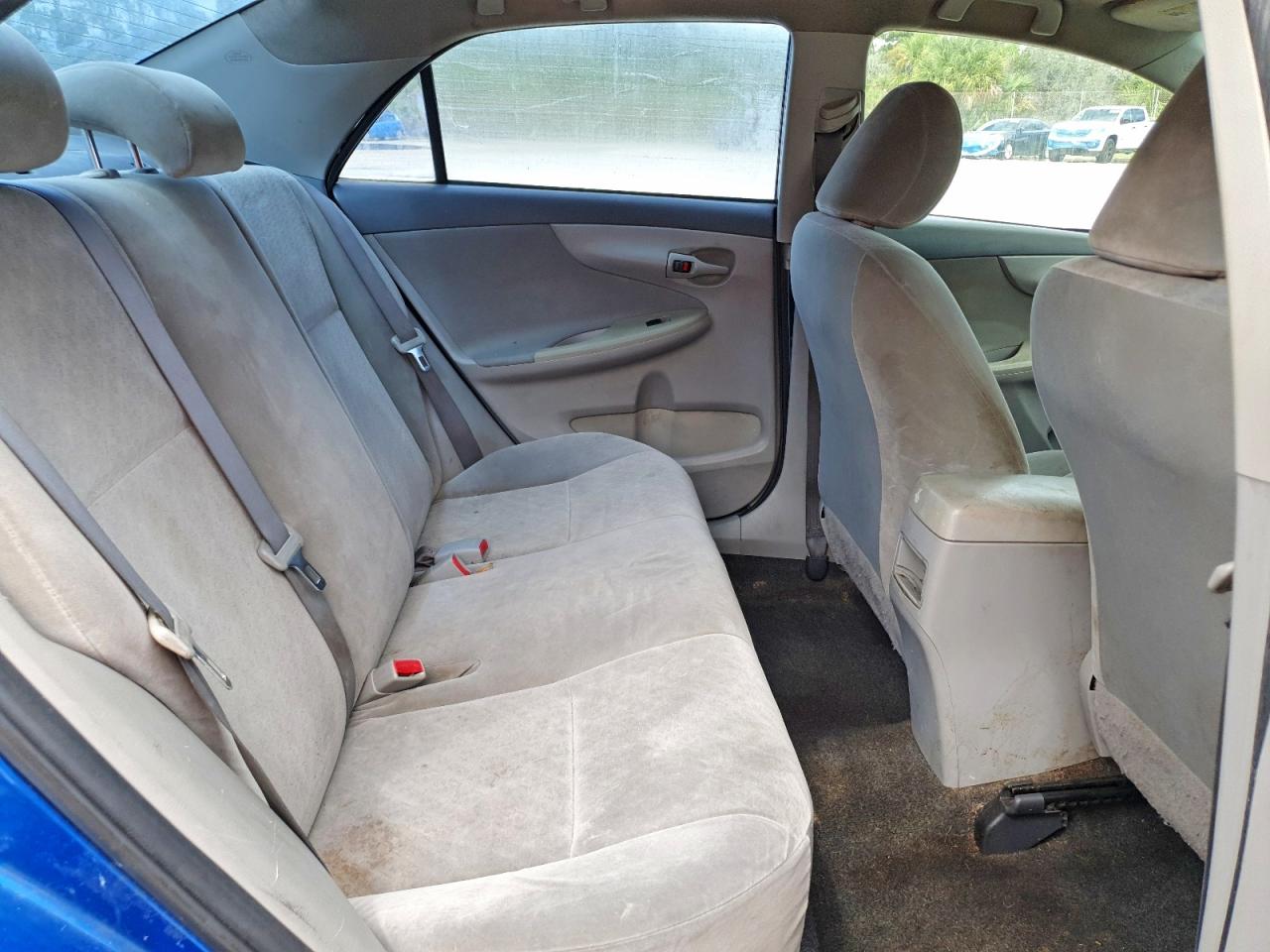 2009 Toyota Corolla Le Blue vin: JTDBL40EX9J002736