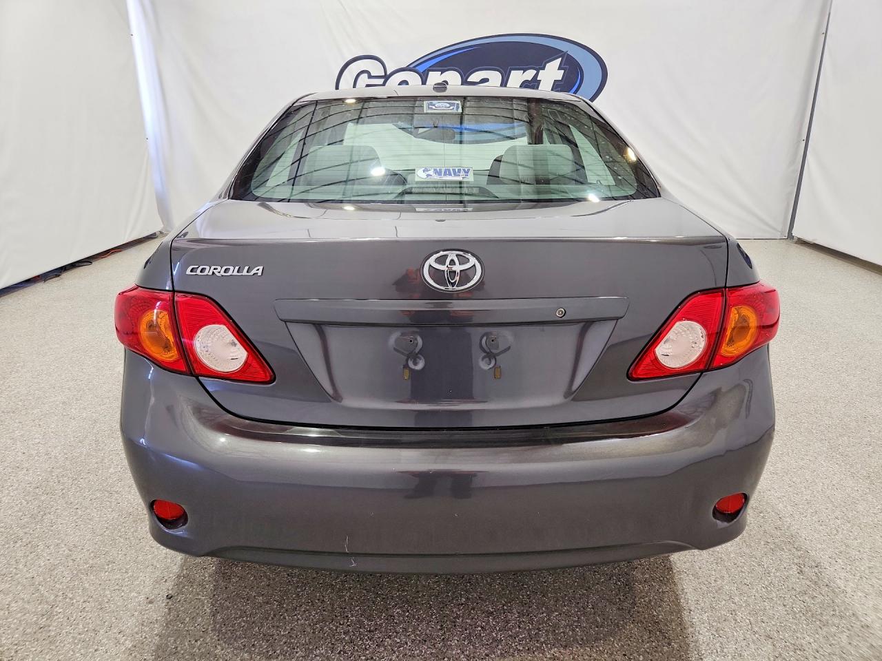 2009 Toyota Corolla Base Gray vin: JTDBL40EX9J002770