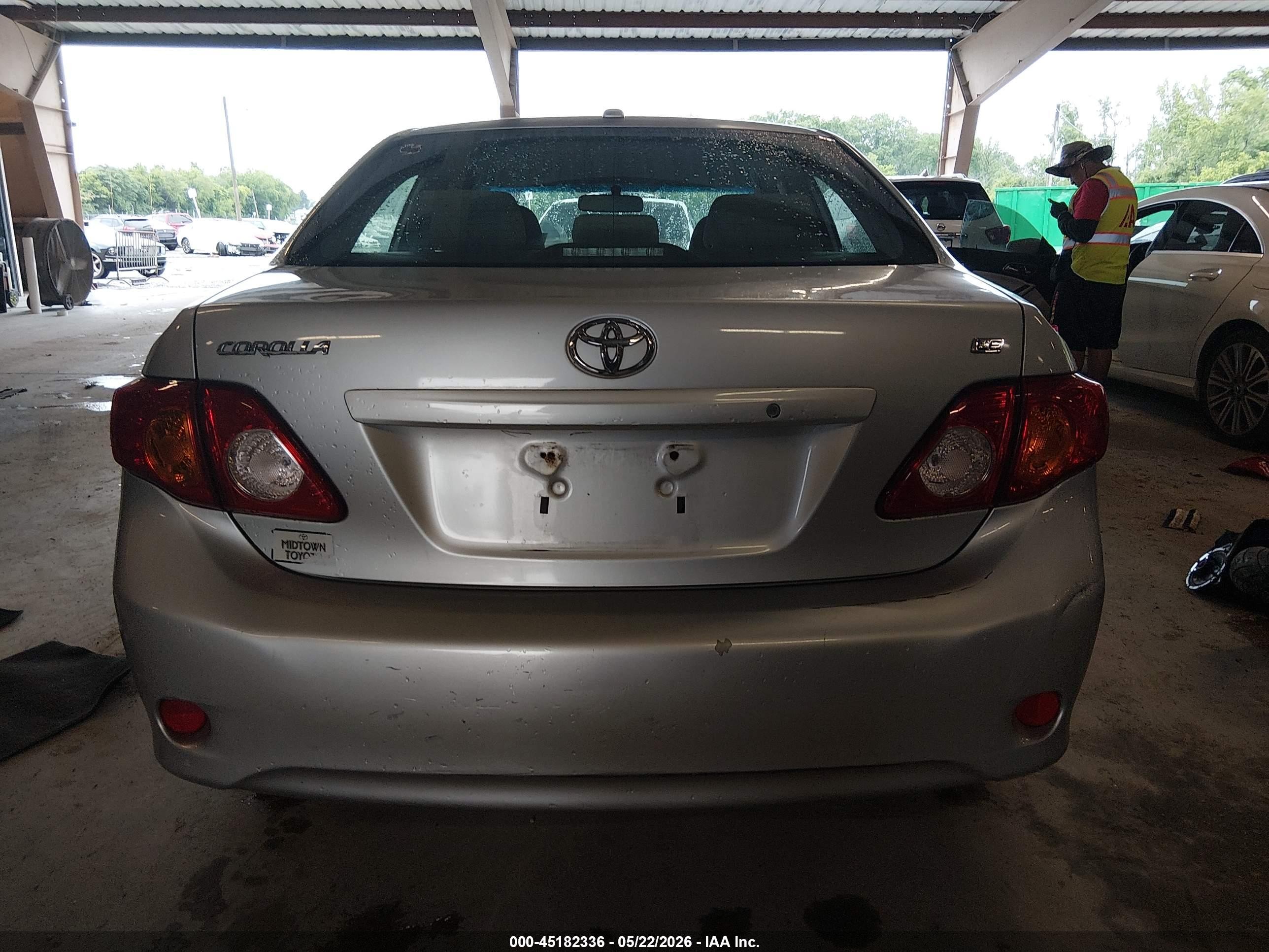 2009 Toyota Corolla Le Silver vin: JTDBL40EX9J005362