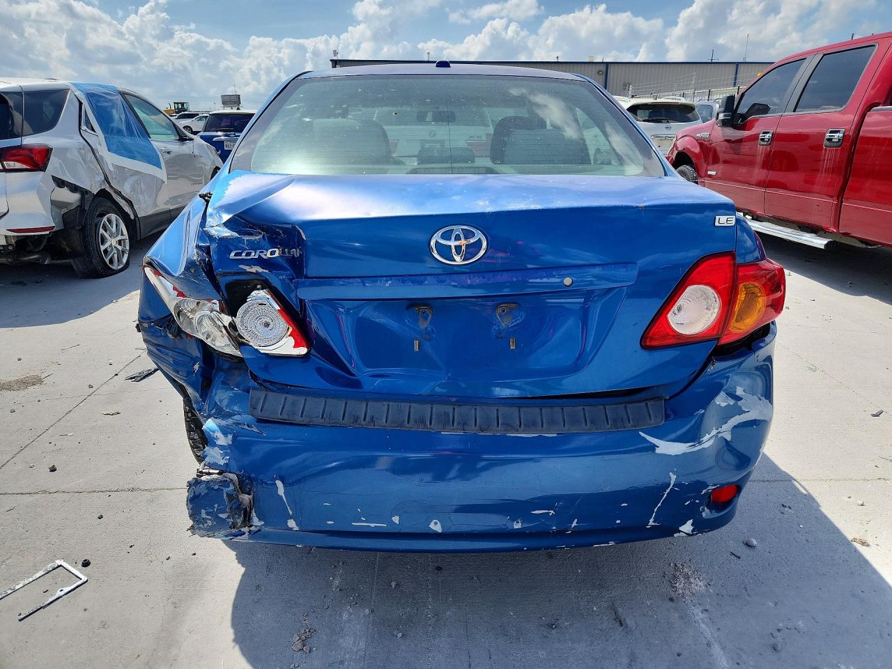 2009 Toyota Corolla Le Blue vin: JTDBL40EX9J005832