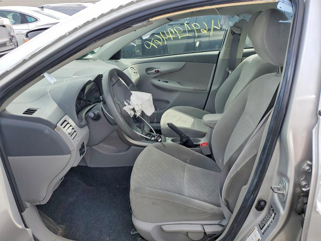 2009 Toyota Corolla Le Серебряный vin: JTDBL40EX9J020198