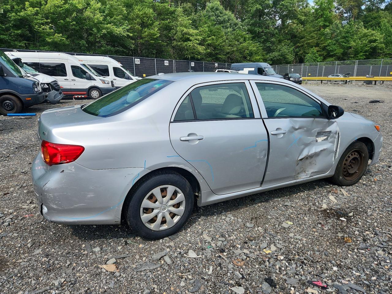 2009 Toyota Corolla Le Silver vin: JTDBL40EX9J022162