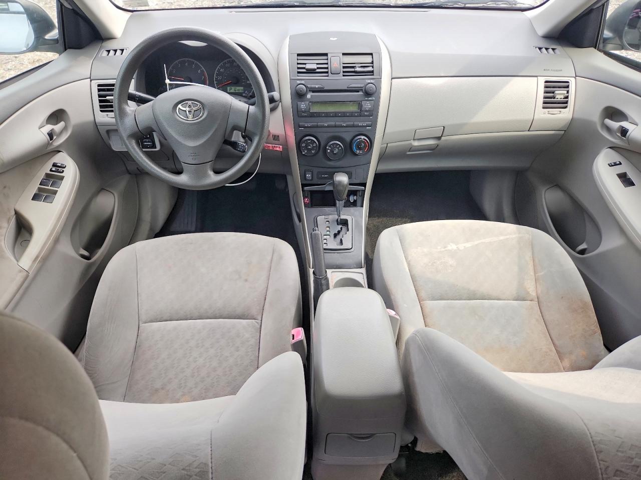 2009 Toyota Corolla Le Silver vin: JTDBL40EX9J022162