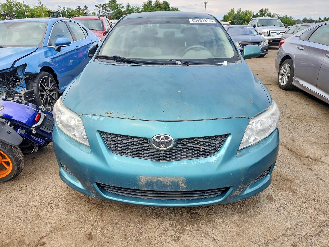 2009 Toyota Corolla Le Green vin: JTDBL40EX9J042864