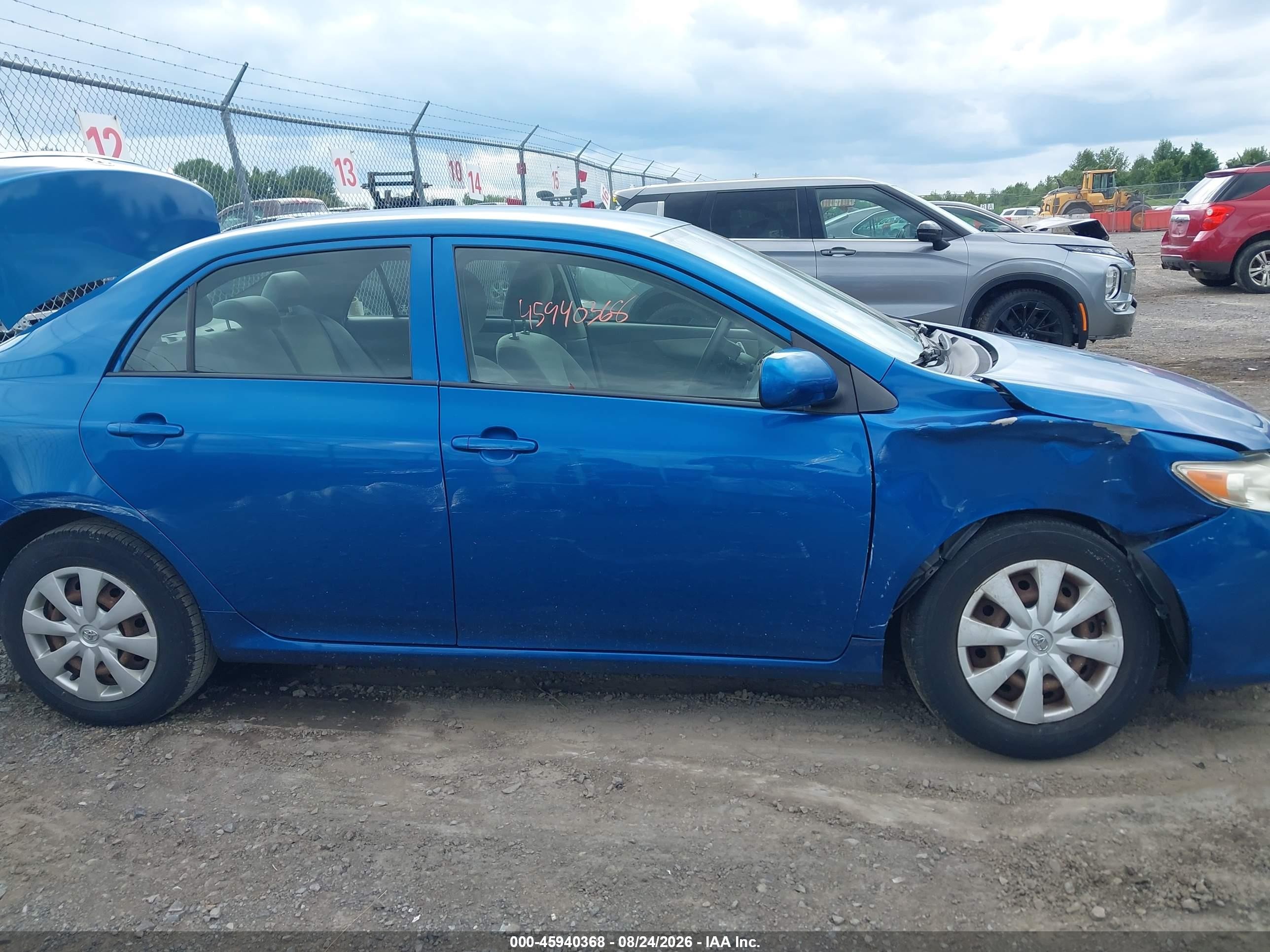 2009 Toyota Corolla Le Blue vin: JTDBL40EX9J049460