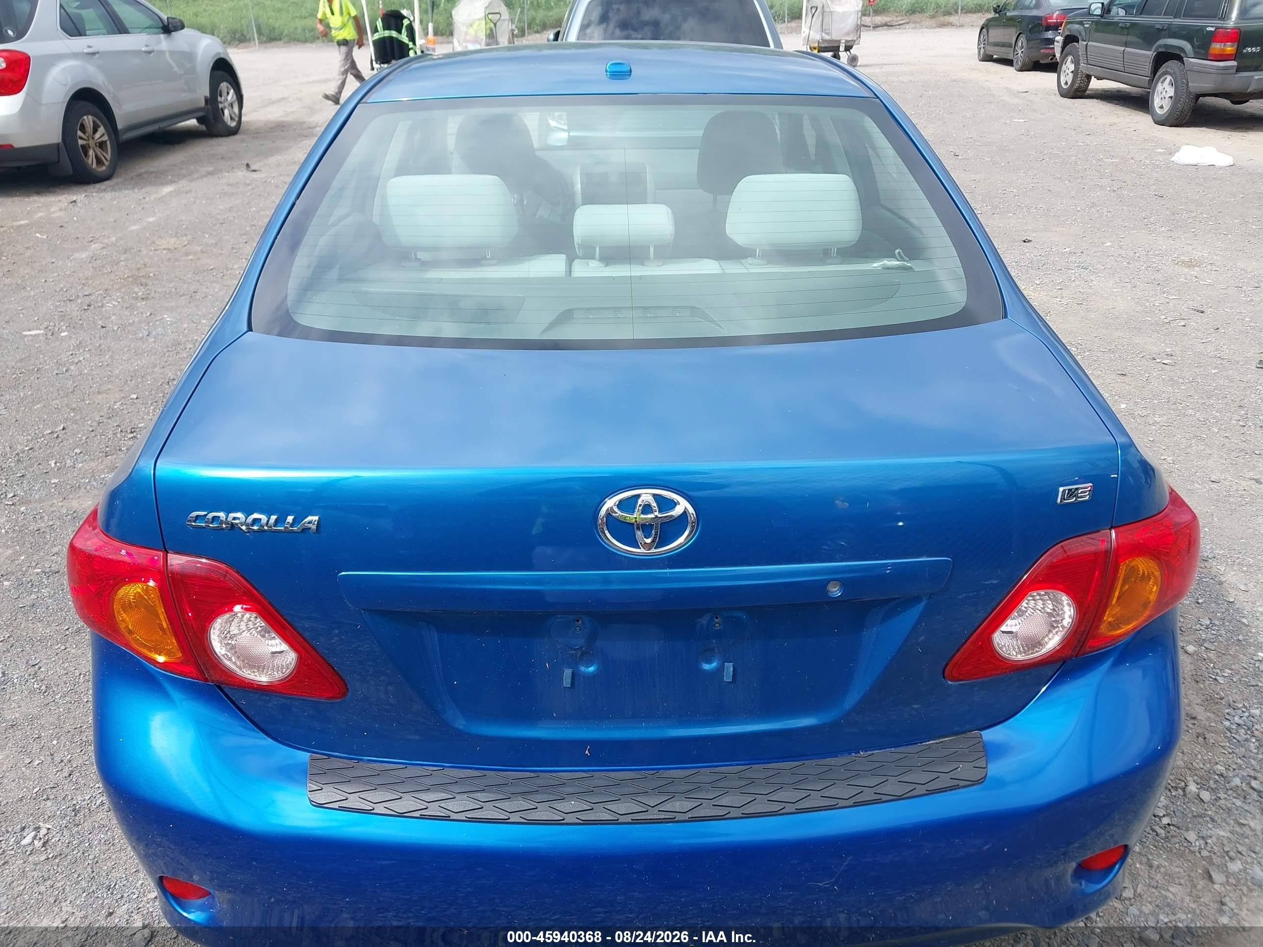 2009 Toyota Corolla Le Blue vin: JTDBL40EX9J049460