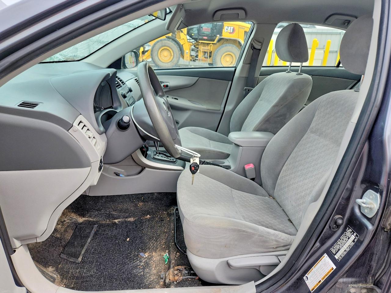 2009 Toyota Corolla Le Gray vin: JTDBL40EX9J049796