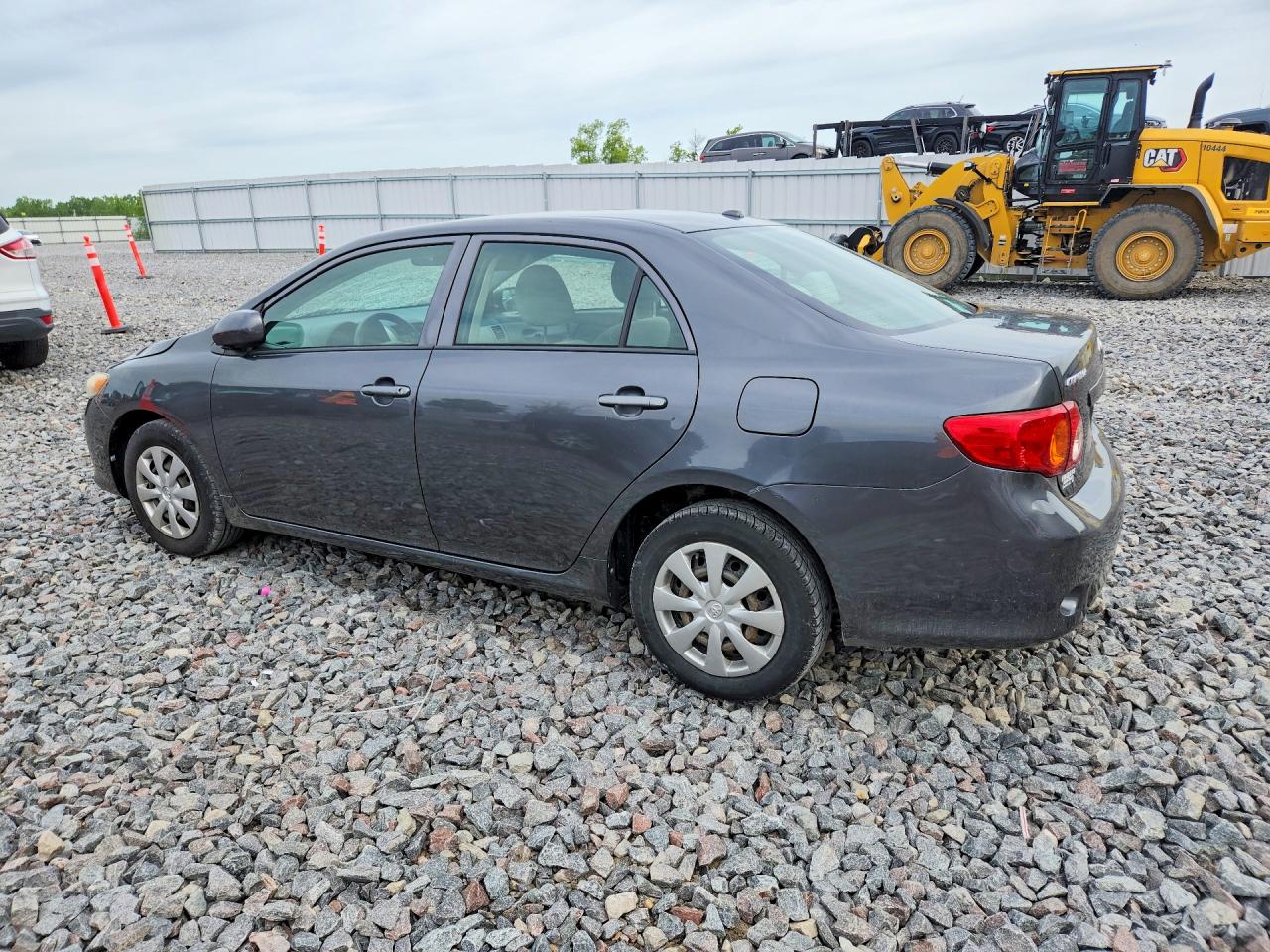 2009 Toyota Corolla Le Gray vin: JTDBL40EX9J049796