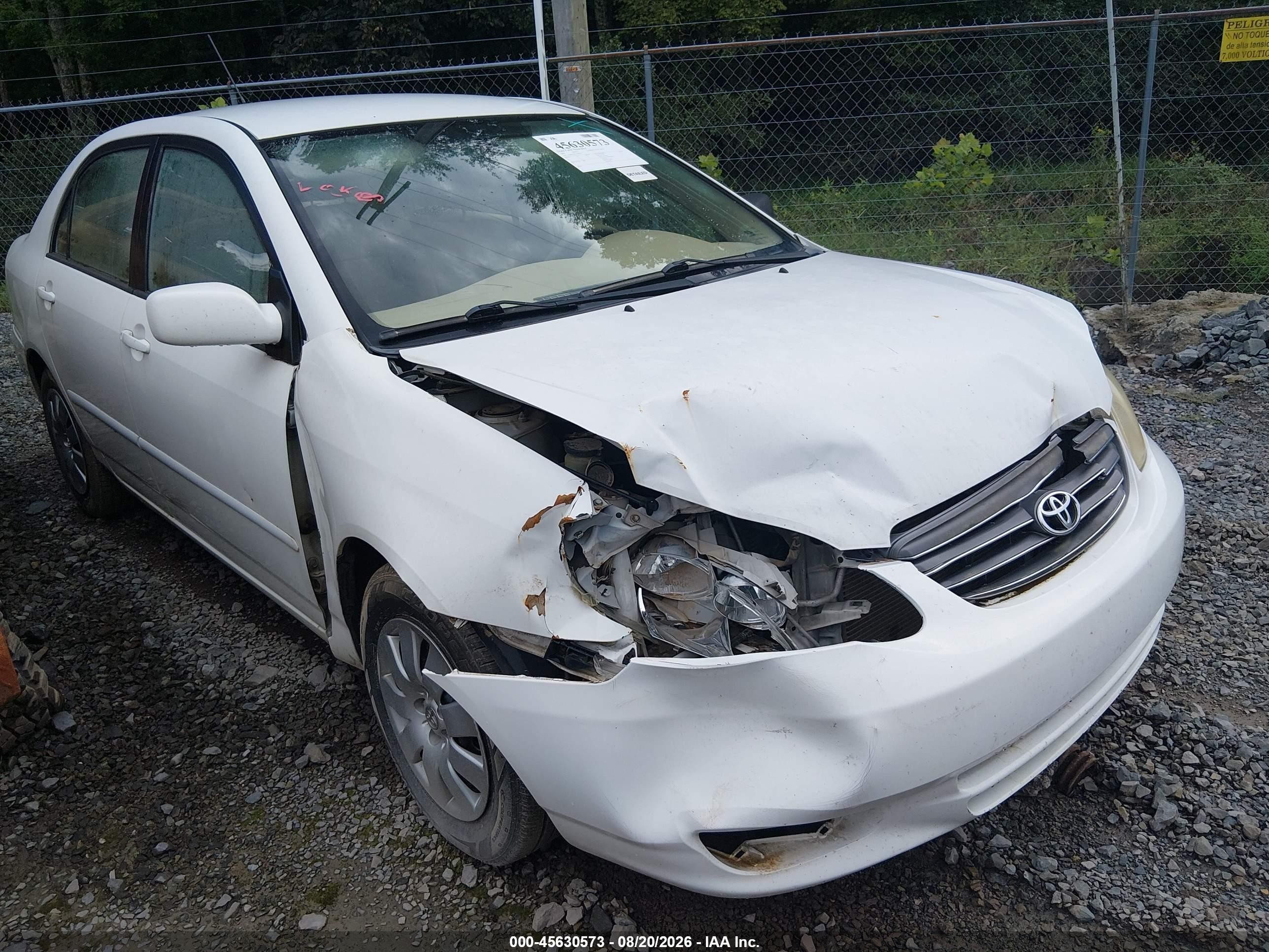 2003 Toyota Corolla Le White vin: JTDBR32E030014817