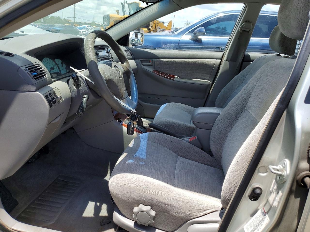 2003 Toyota Corolla Le Silver vin: JTDBR32E030027356