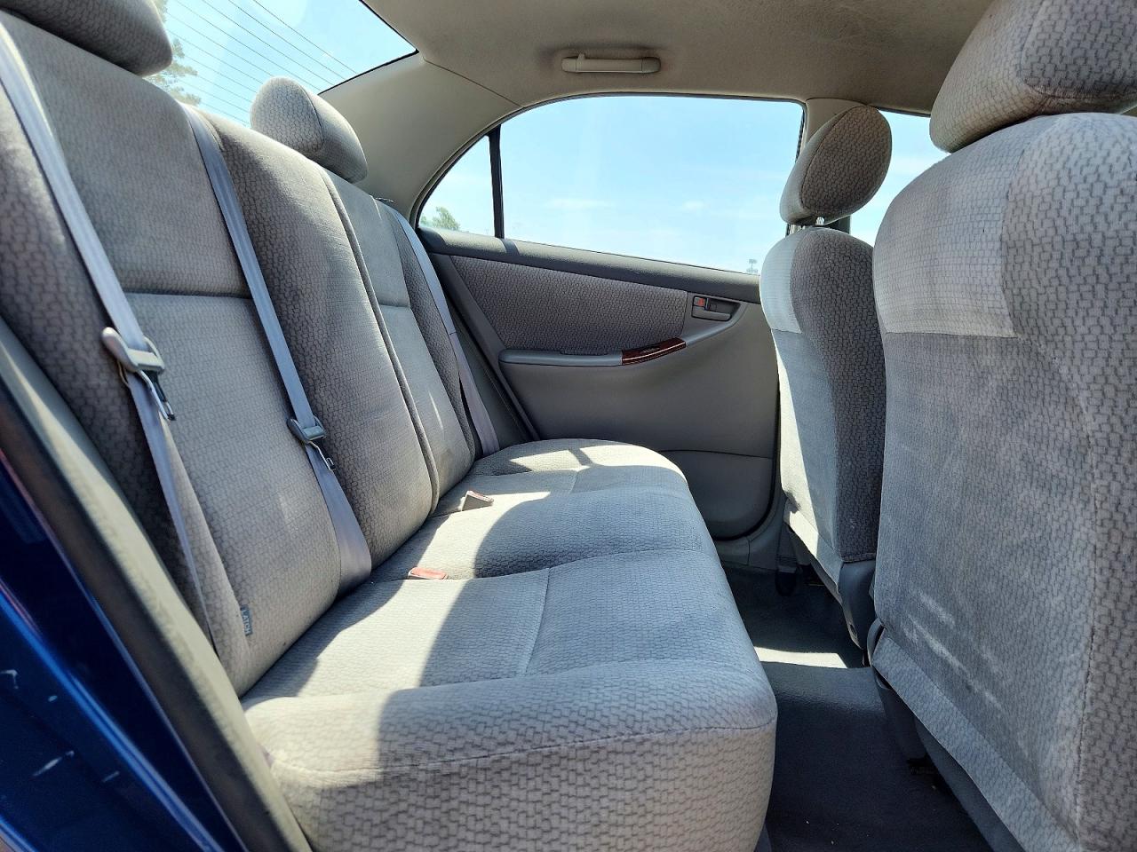 2003 Toyota Corolla Le Blue vin: JTDBR32E030044366