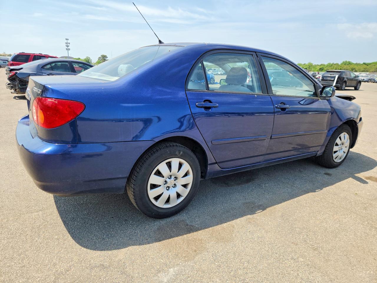 2003 Toyota Corolla Le Blue vin: JTDBR32E030044366