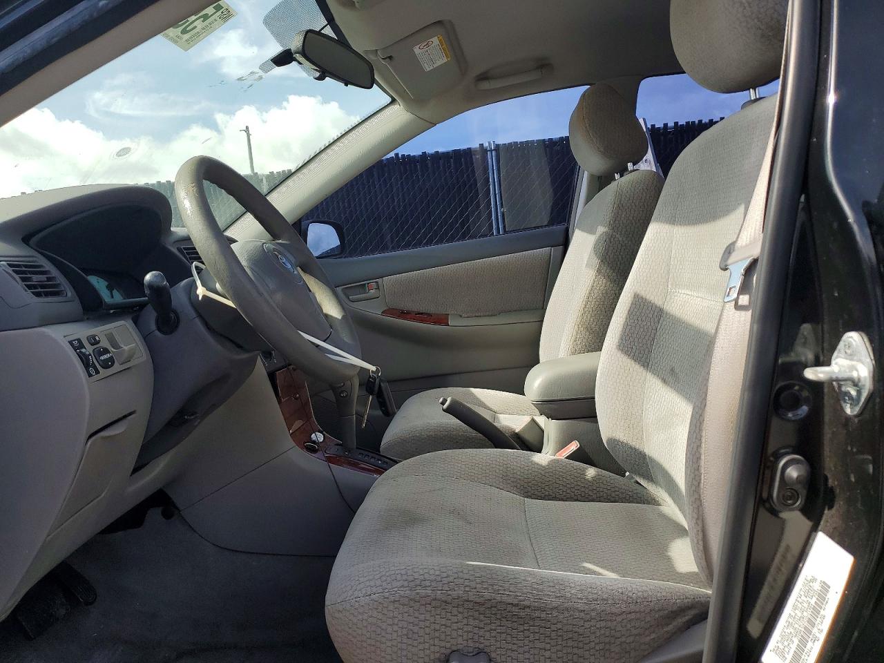 2003 Toyota Corolla Le Black vin: JTDBR32E032011484