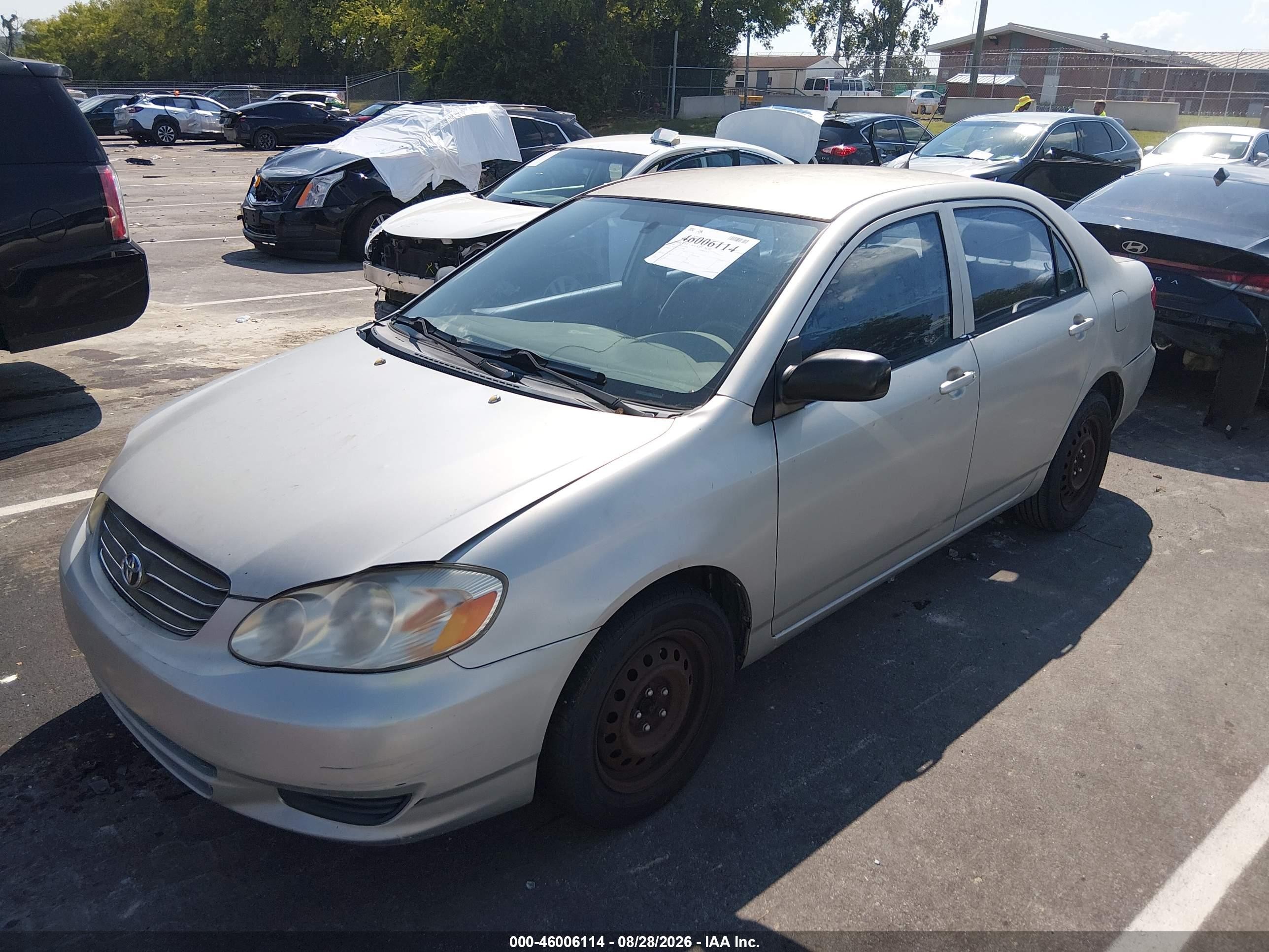 2004 Toyota Corolla Ce Silver vin: JTDBR32E042027086