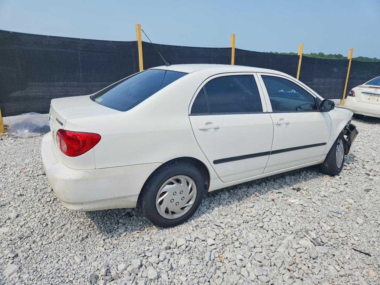2005 Toyota Corolla Ce White vin: JTDBR32E052053043